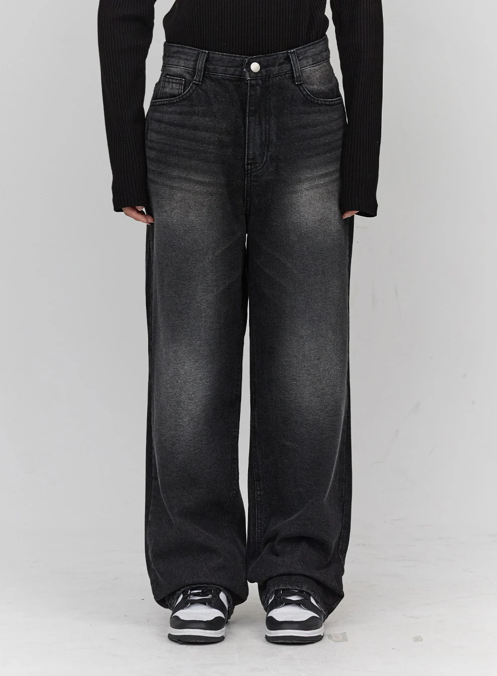 Light Washing Wide Leg Black Jeans CN23 - Image 3
