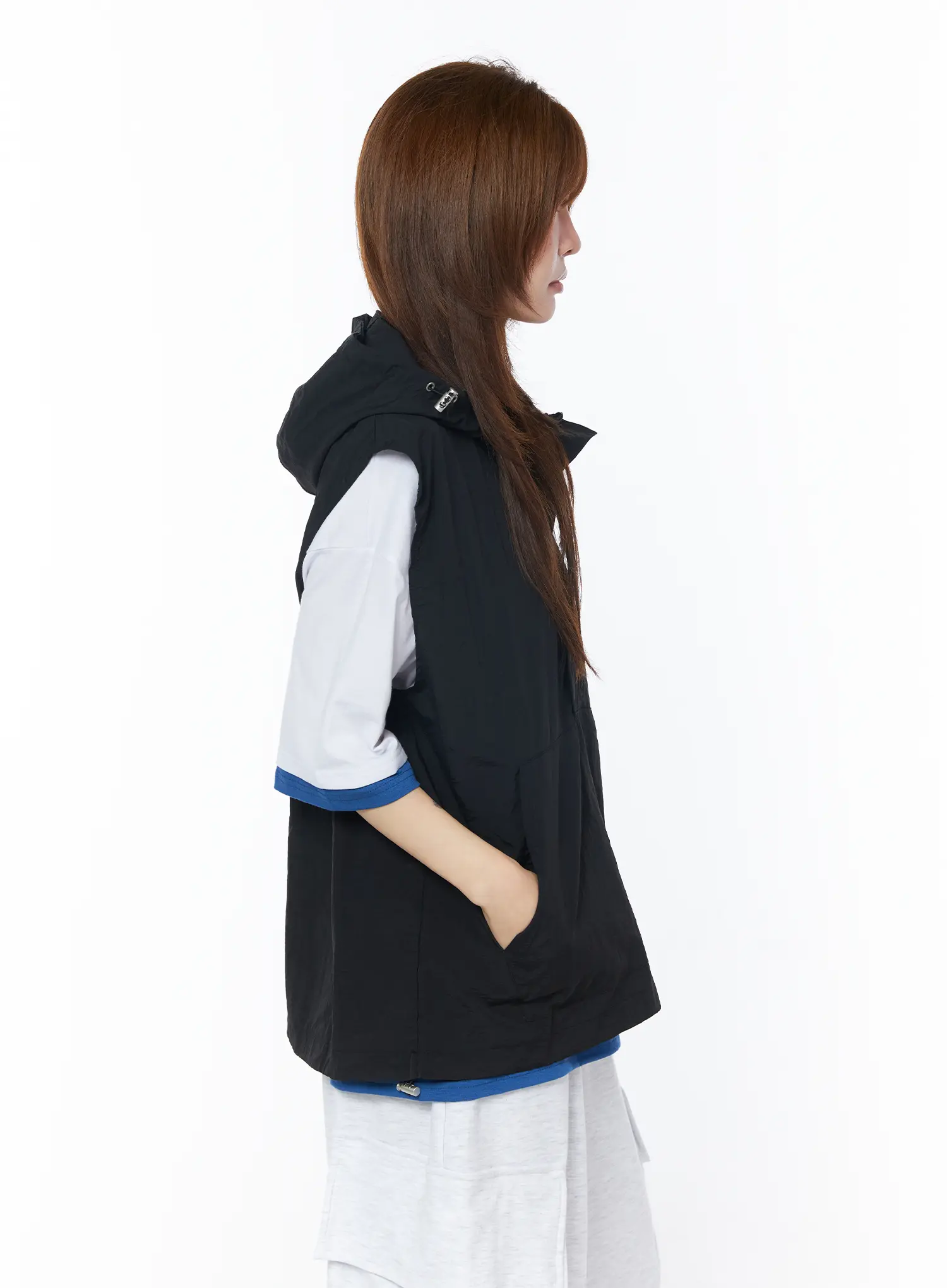 Lightweight Hooded Vest CY527 - Image 6