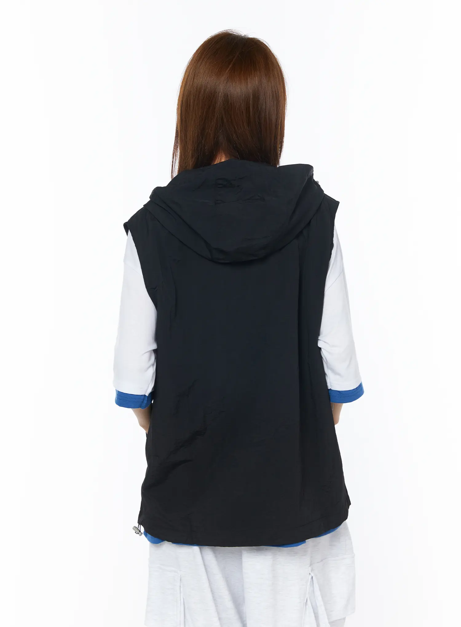 Lightweight Hooded Vest CY527 - Image 9