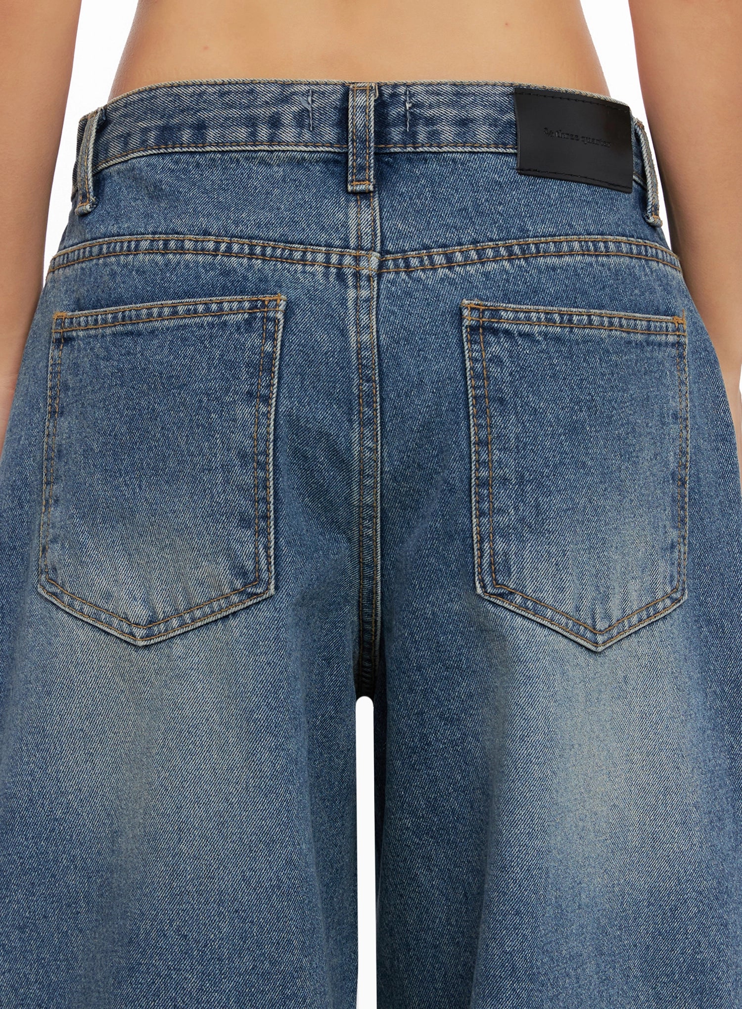 Lilah Wide-Leg Washed Jeans IG527 - Image 14