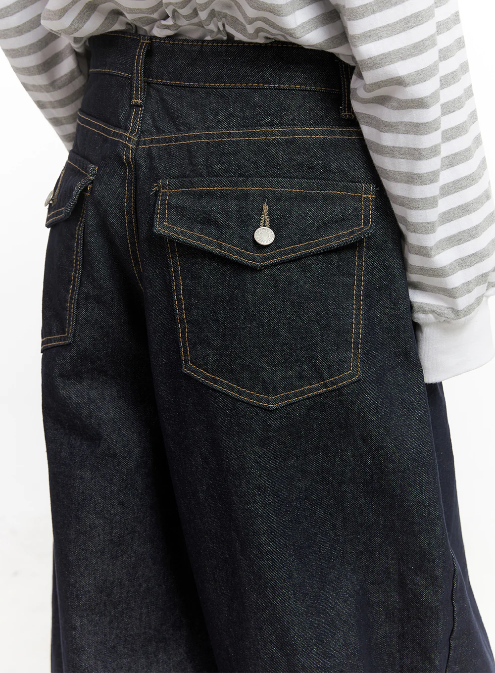 Lily Stitched Wide-Leg Jeans CN426 - Image 8