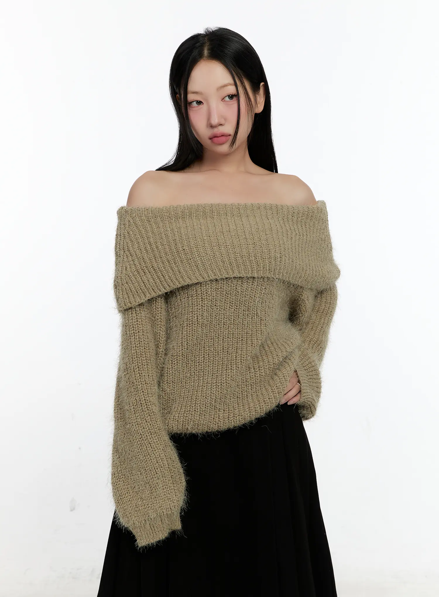 Loose Fit Off-Shoulder Knit Sweater CN505 - Image 11