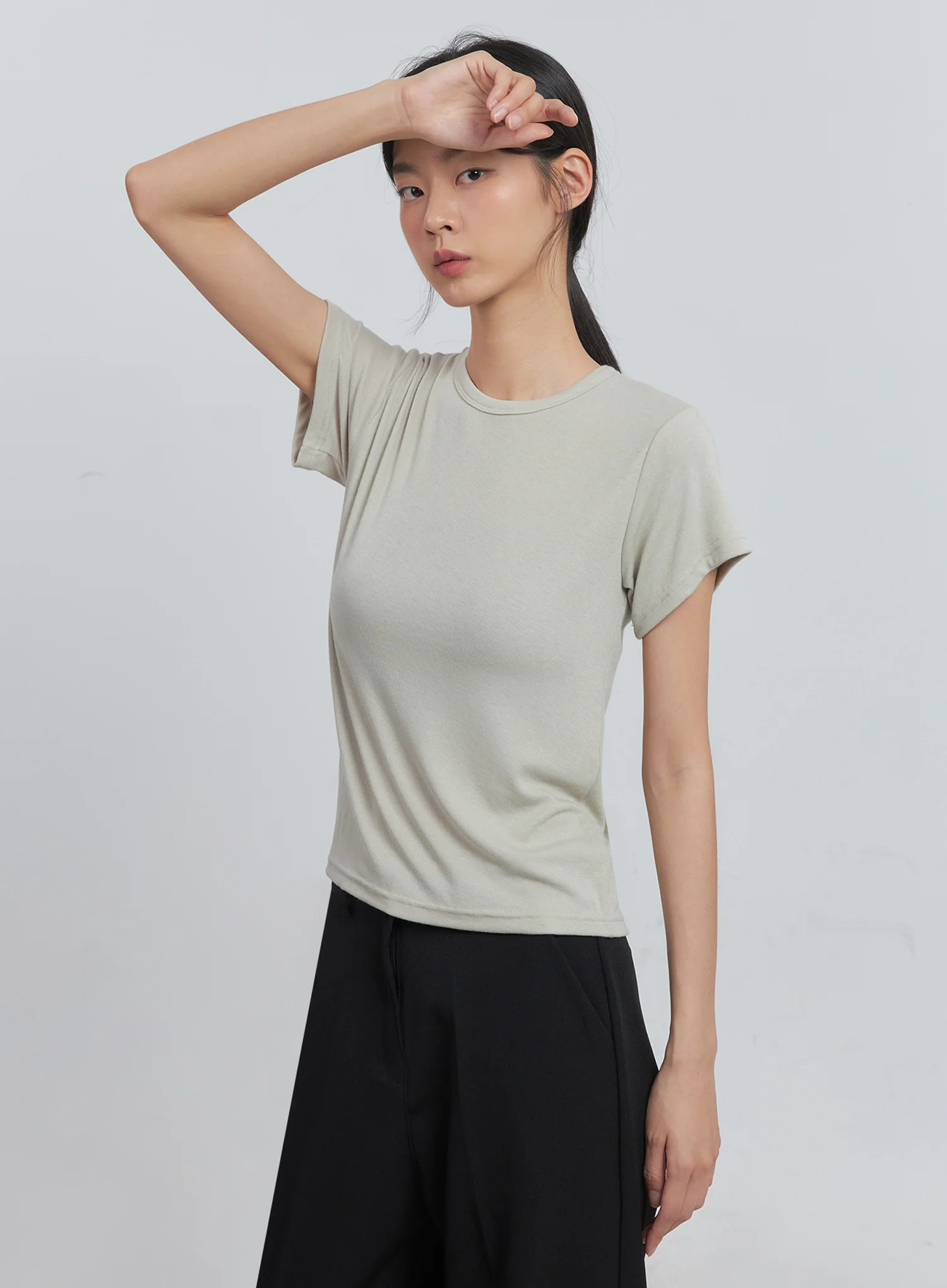 Loose-Fit Short-Sleeve Tee IU512 - Image 27