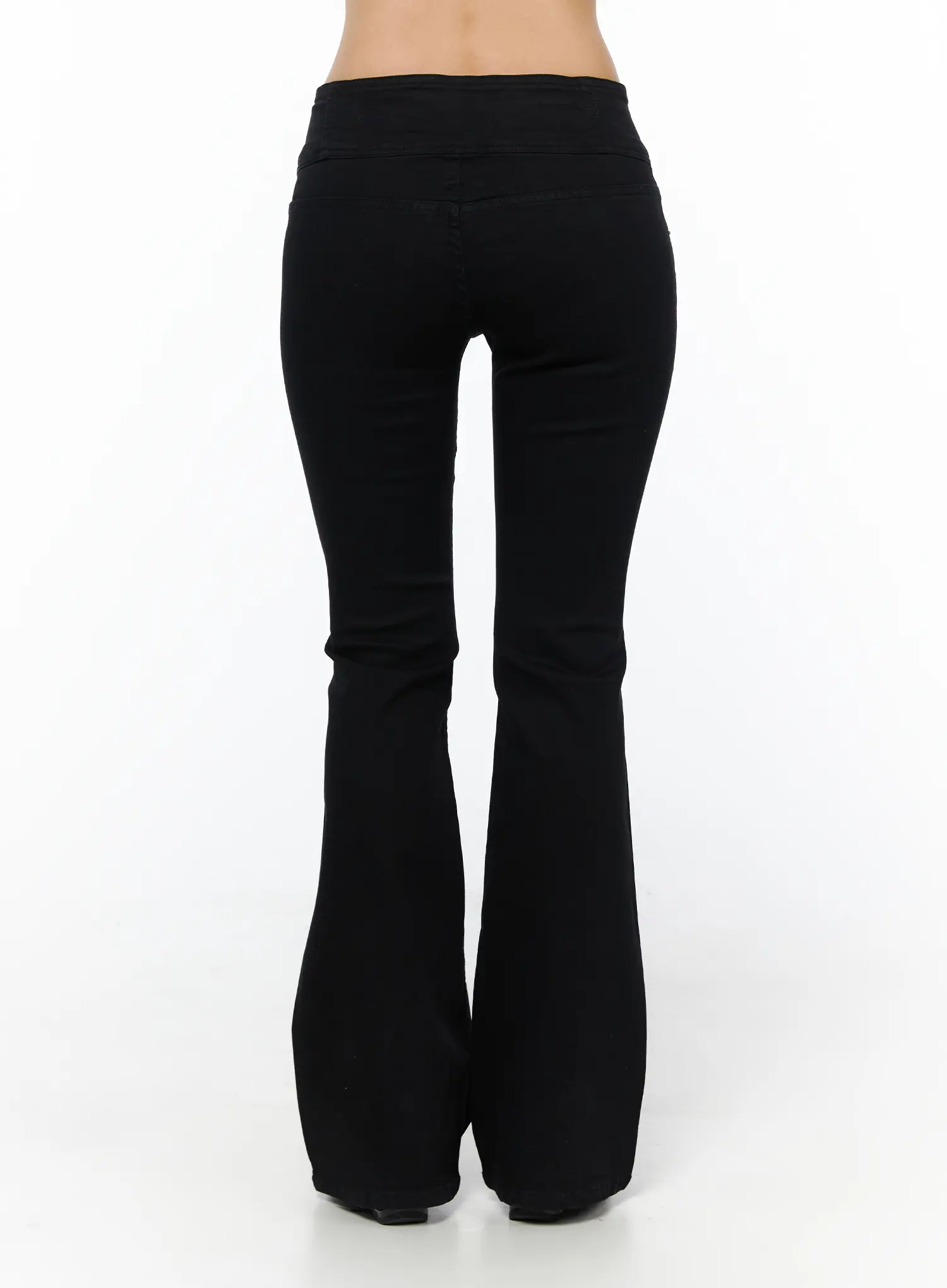 Lori High-Waist Bootcut Jeans CU512 - Image 4