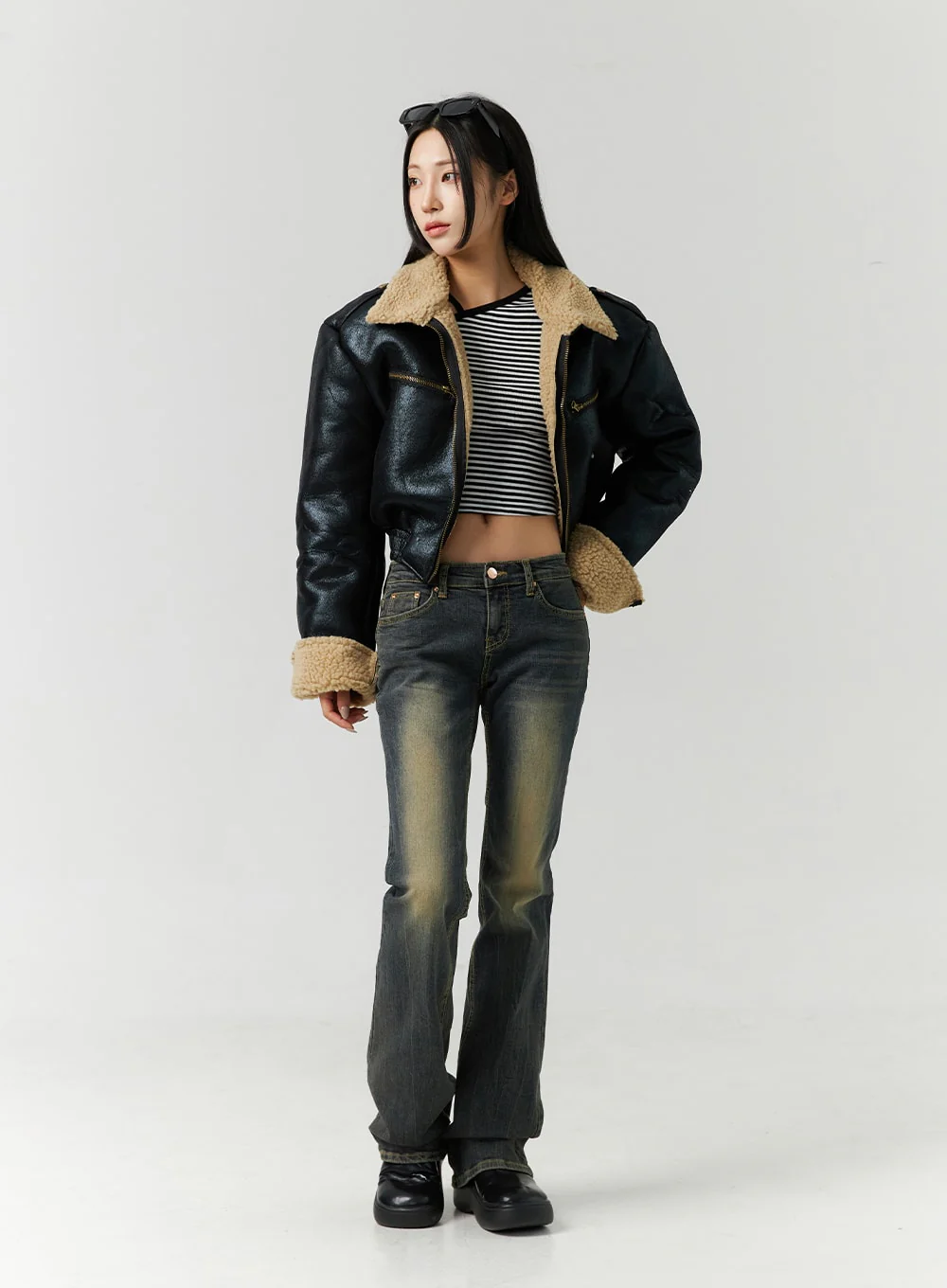 Low Rise Bootcut Jeans CF302 - Image 16