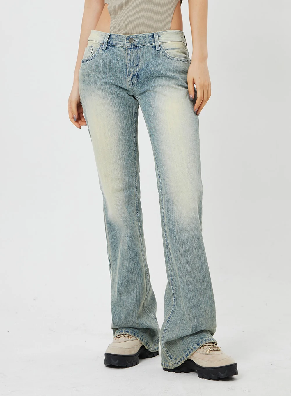 Low Rise Bootcut Jeans CF315 - Image 2