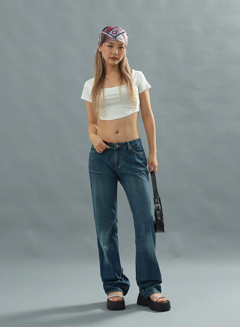 Low Rise Bootcut Jeans CU20