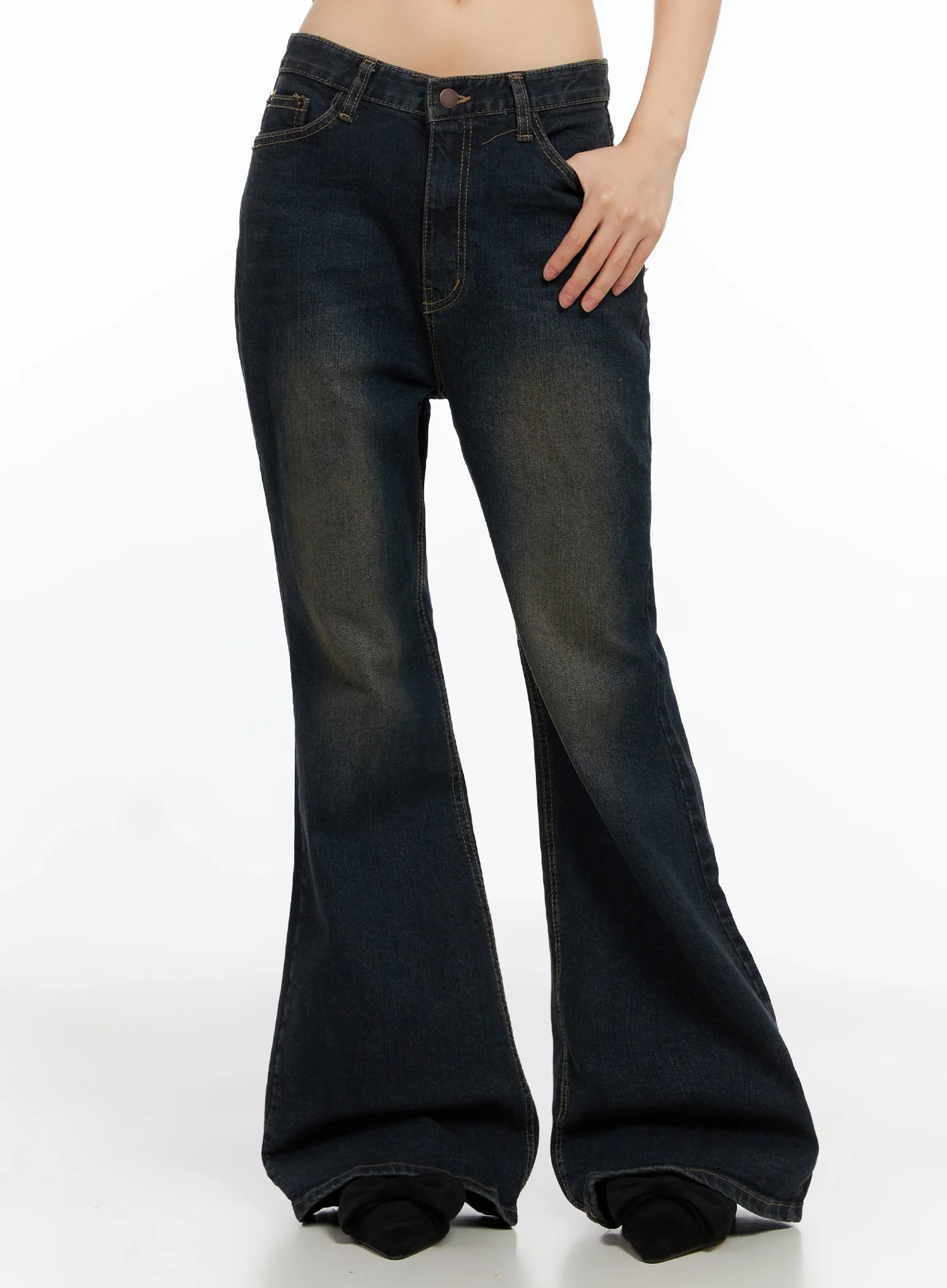 Lyanna Vintage Wash Bootcut Jeans IN503 - Image 4