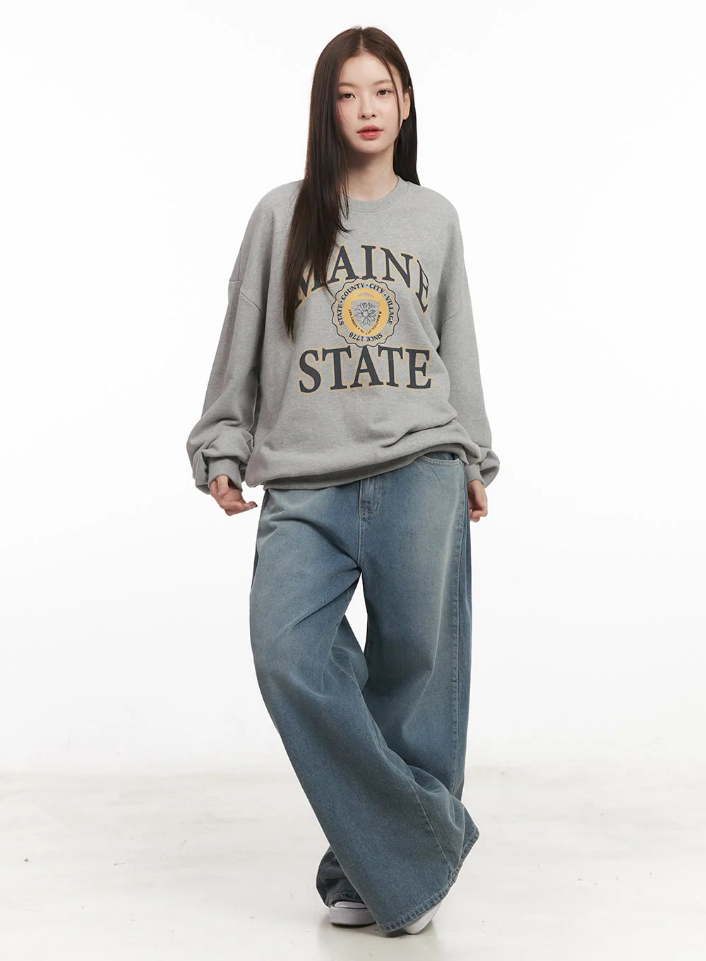 Maine Graphic Oversized Sweatshirt CM511 - Image 3