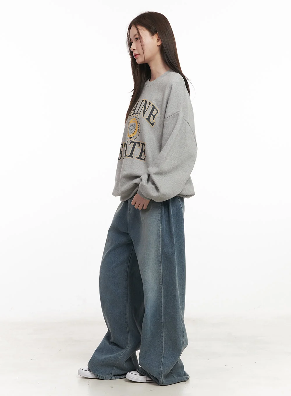Maine Graphic Oversized Sweatshirt CM511 - Image 4