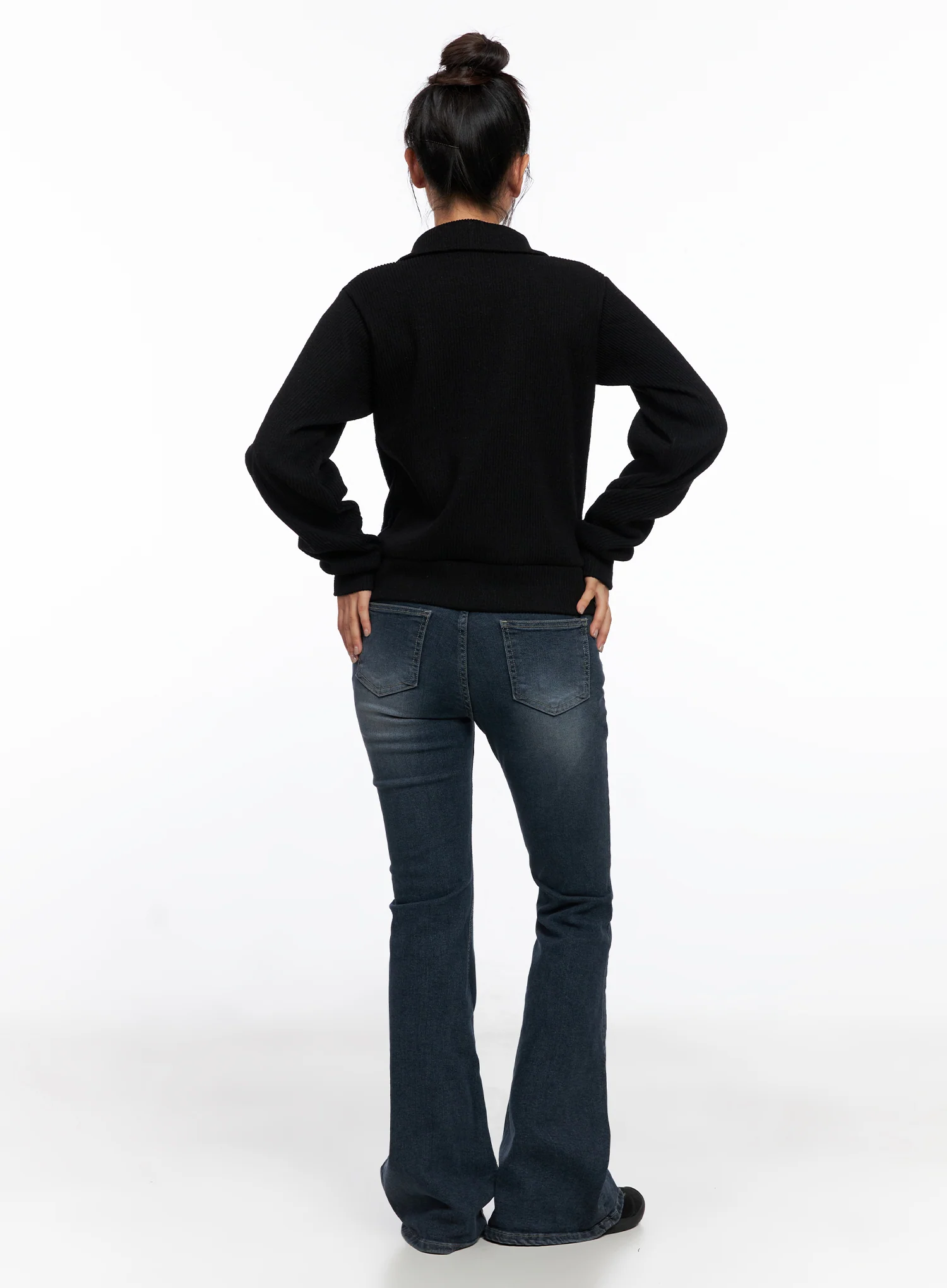 Melina Hip-Pad Low-Rise Flare Jeans CO514 - Image 8