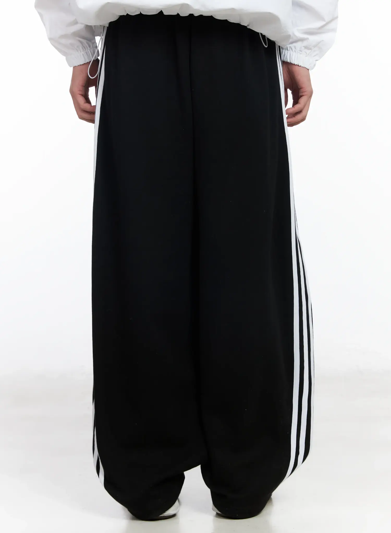 Men's Baggy Stripe Sweatpants IM523 - Image 9