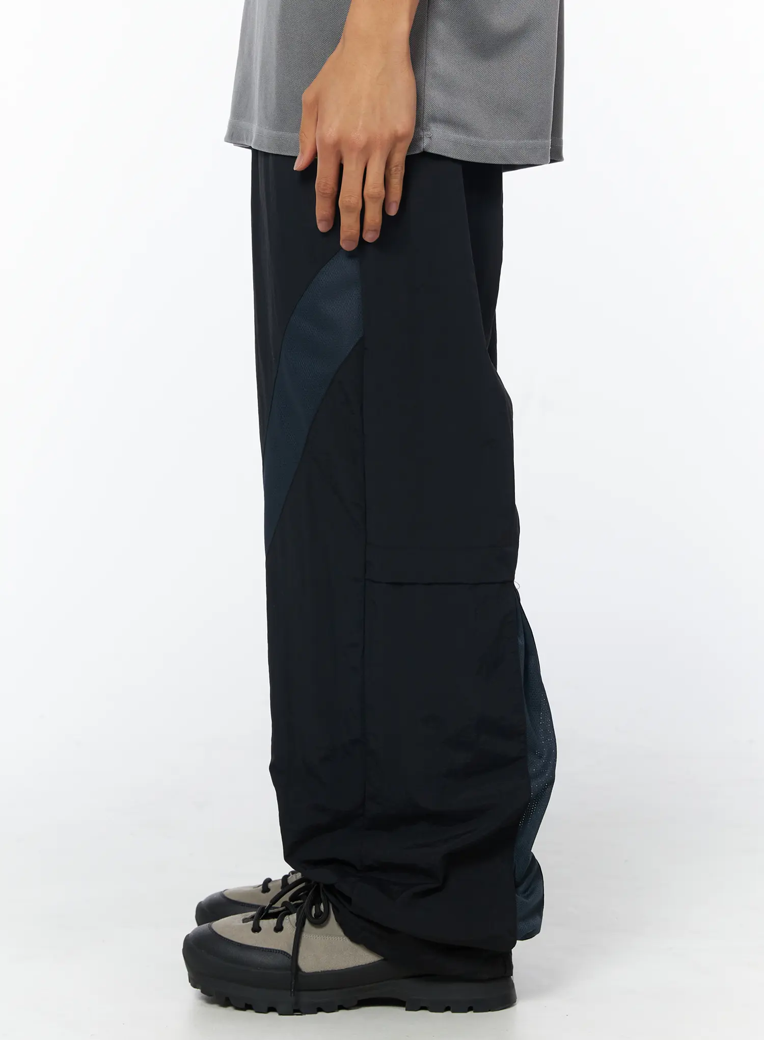 Men's Breathable Track Pants (Black) IY529 - Image 7