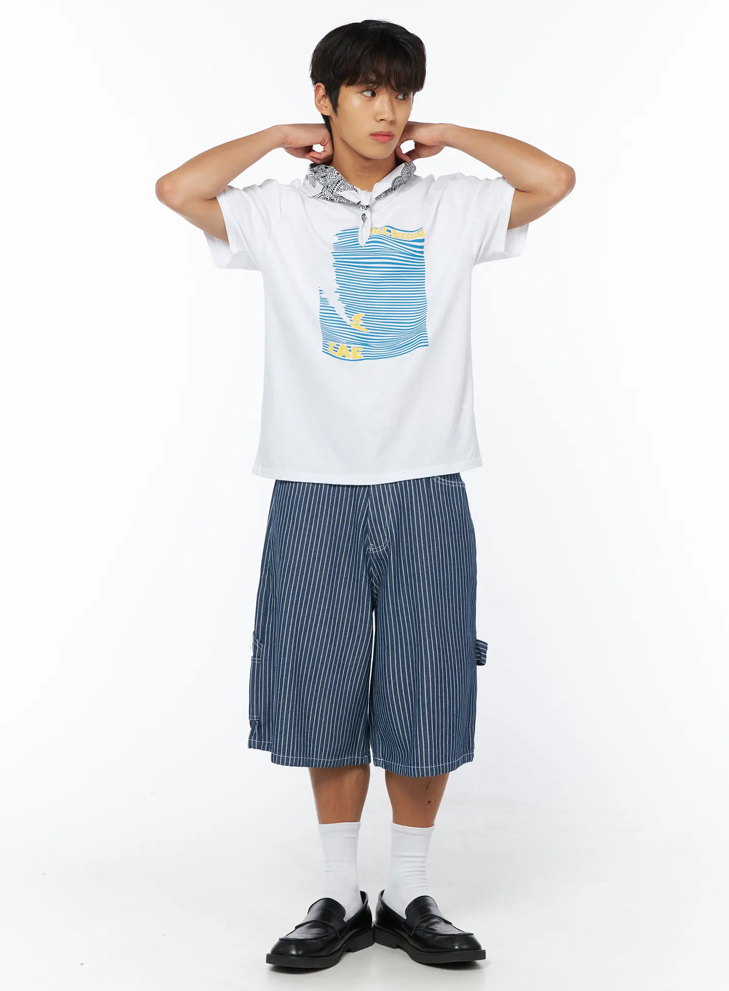 Men's Breezy Summer Graphic T-Shirt IY529