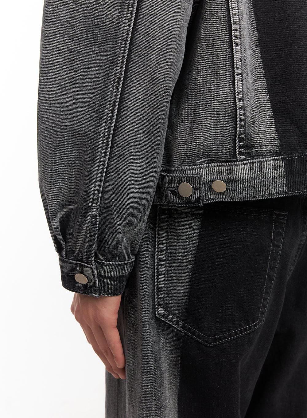 Men's Buttoned Washed Denim Jacket (Black) IM519 - Image 5