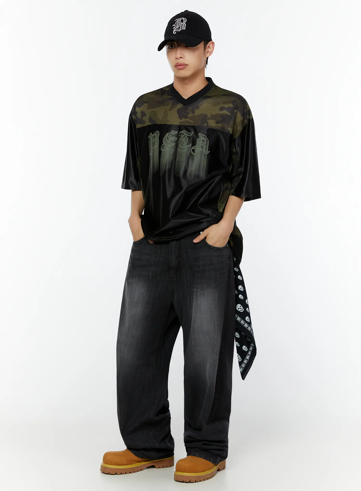Men's Camo Graphic Tee IU516