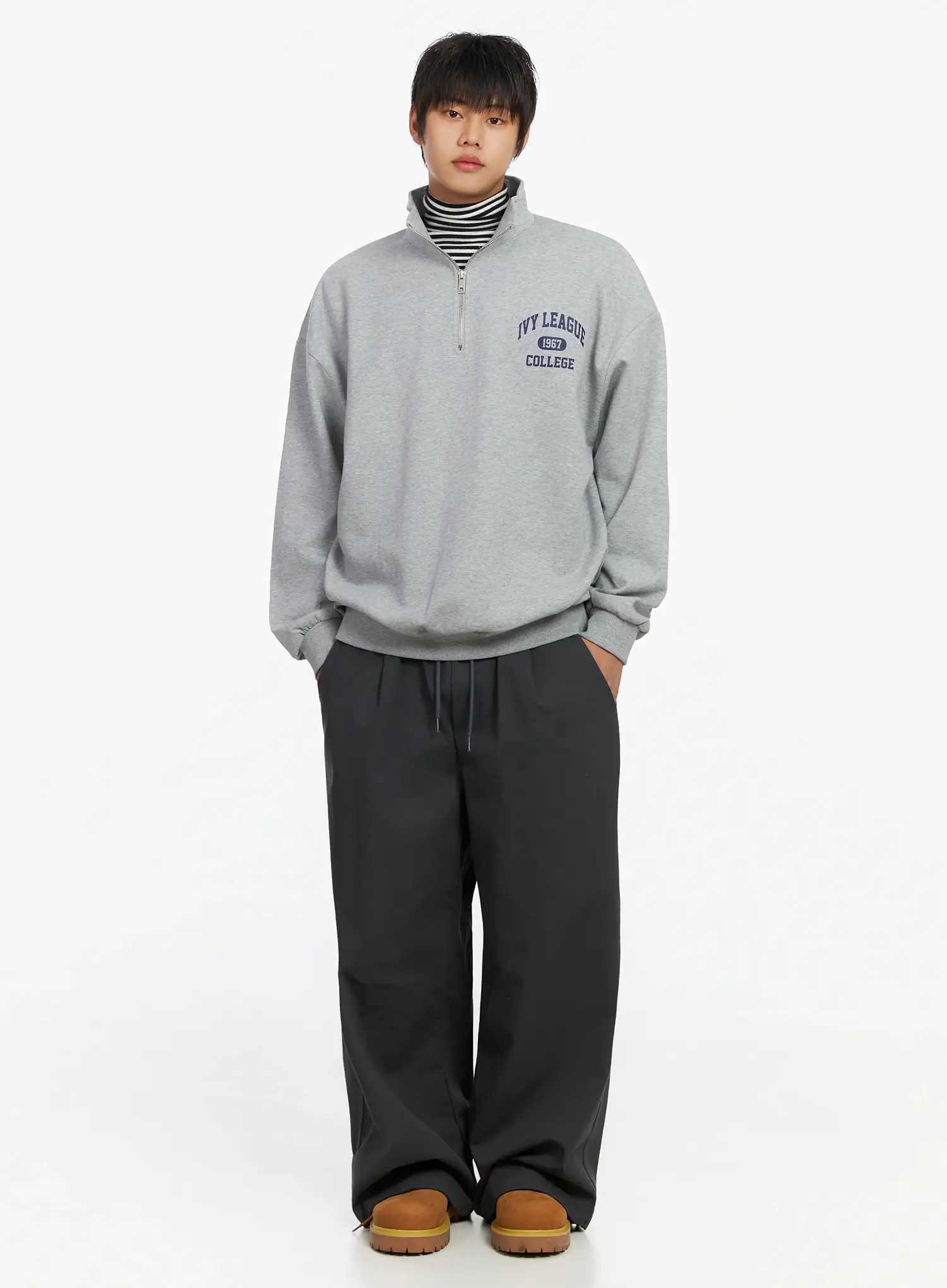 Men's Collegiate Graphic Quarter Zip Sweatshirt IJ527 - Image 2