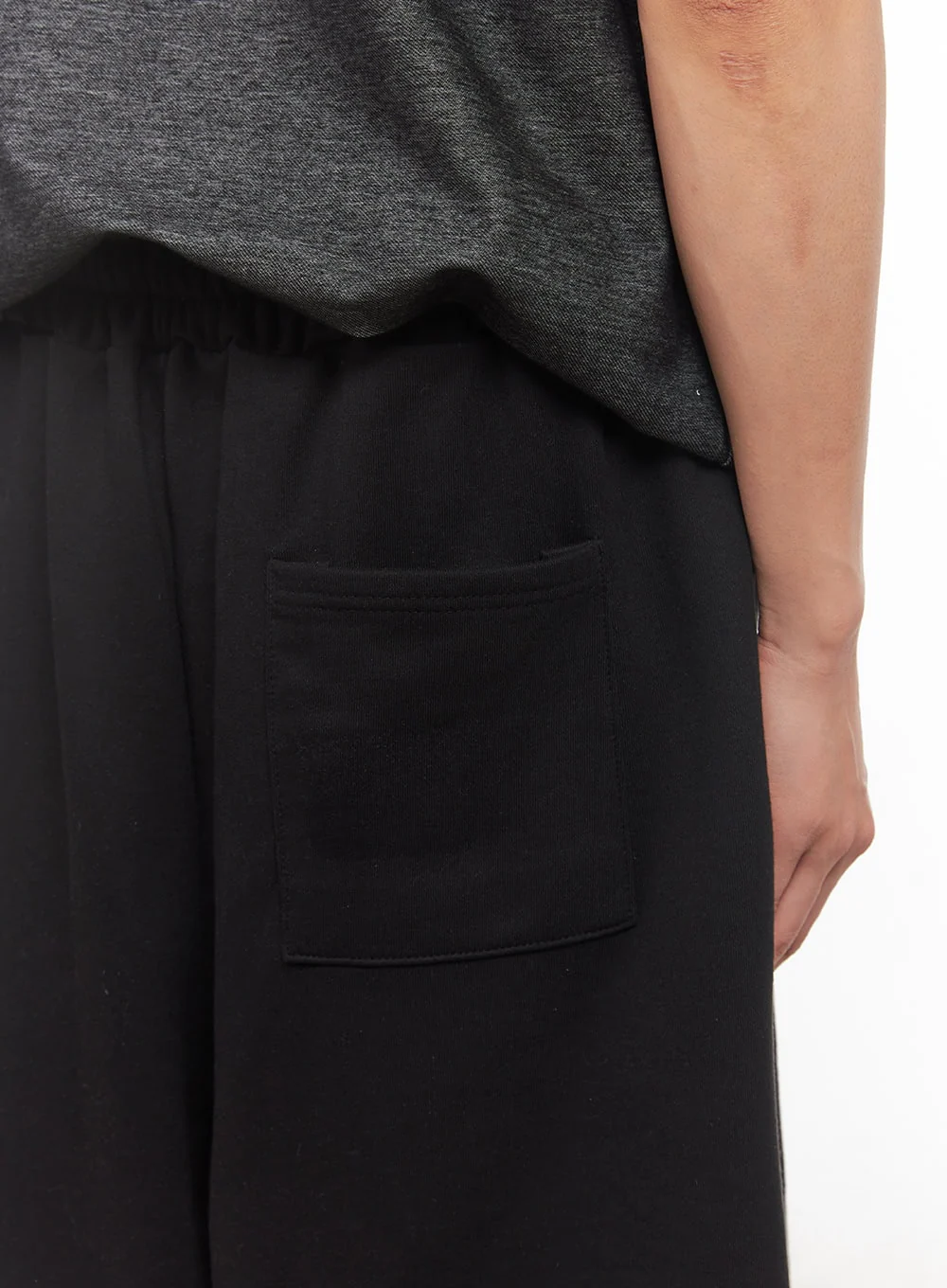 Men's Comfy Wide-Fit Sweatshorts IA511 - Image 6