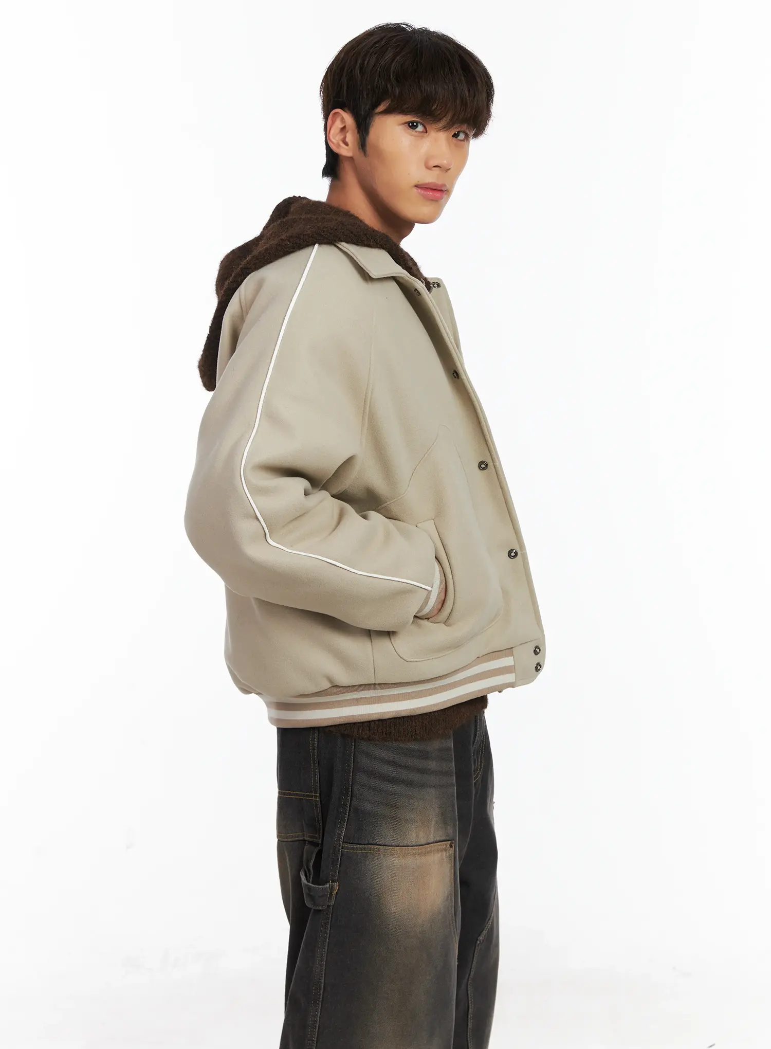 Men's Contrast Piping Varsity Jacket ID511