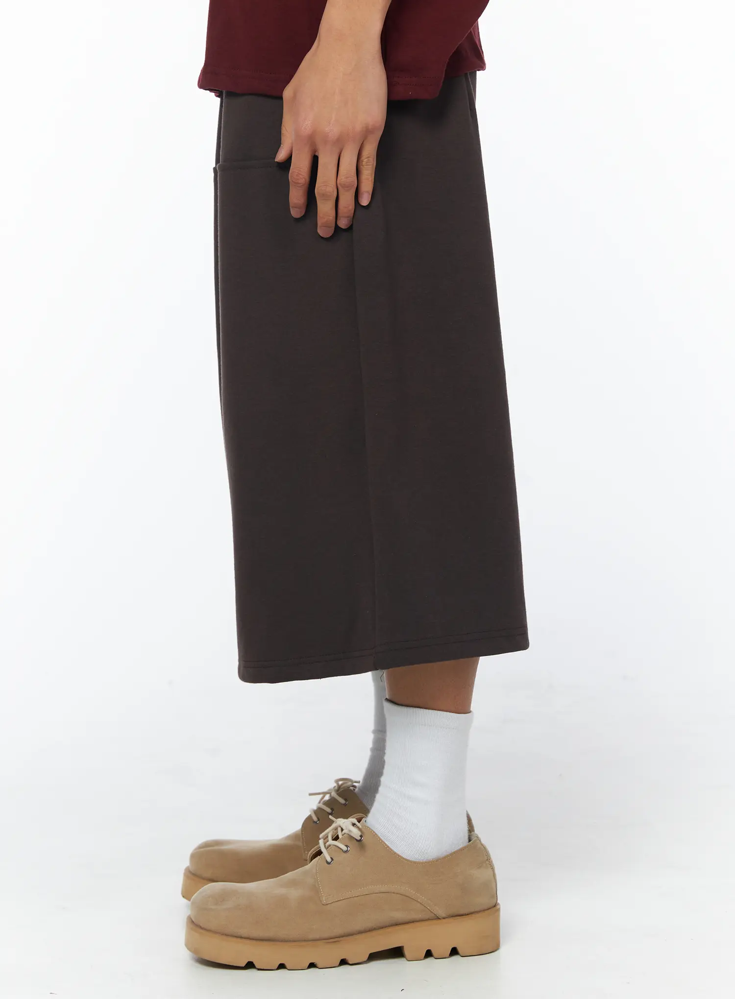 Men's Dark Brown Bermuda Sweat Shorts IU503 - Image 5