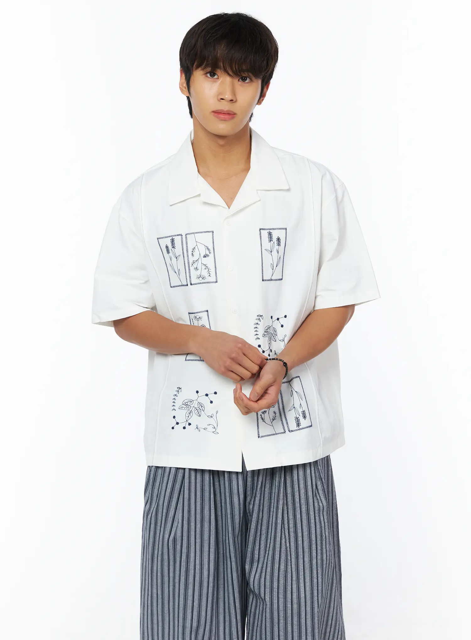 Men's Embroidered Collar Short Sleeve Shirt IU503 - Image 2