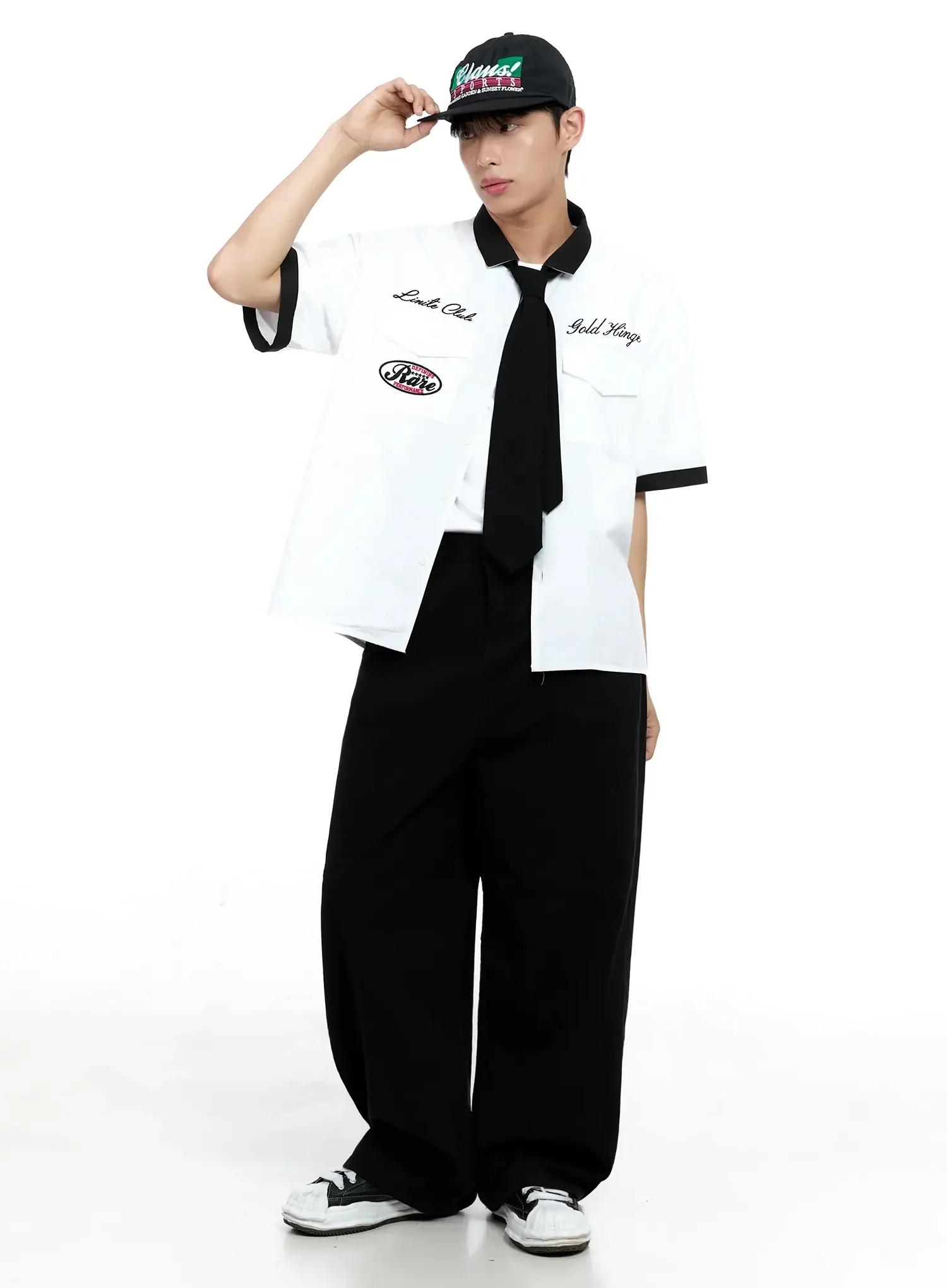 Men's Embroidered Graphic Shirt IG520