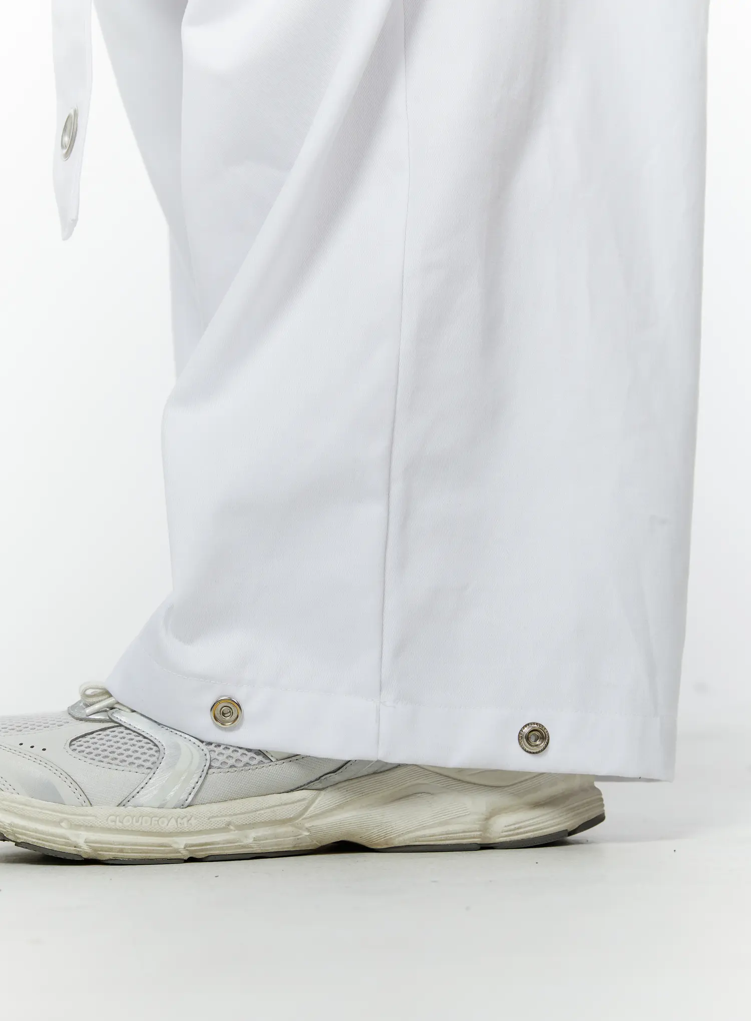 Men's Eyelet Detail Wide-Leg Pants (White) IY513 - Image 4