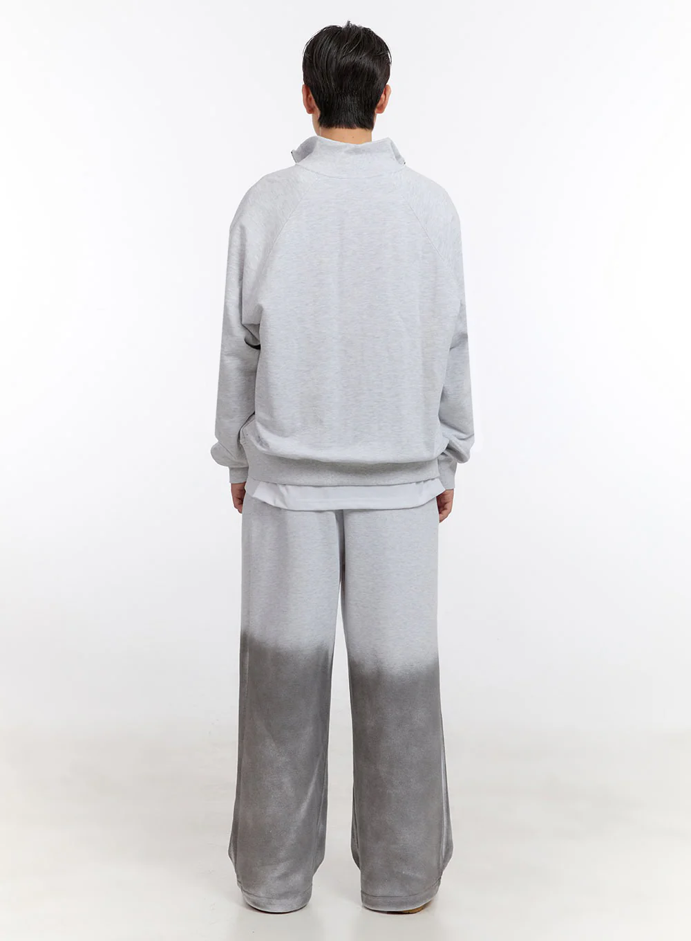 Men's Gradient Pintuck Sweatpants IF528 - Image 10