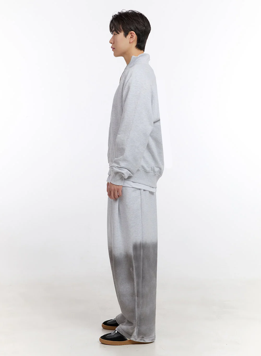 Men's Gradient Pintuck Sweatpants IF528 - Image 9