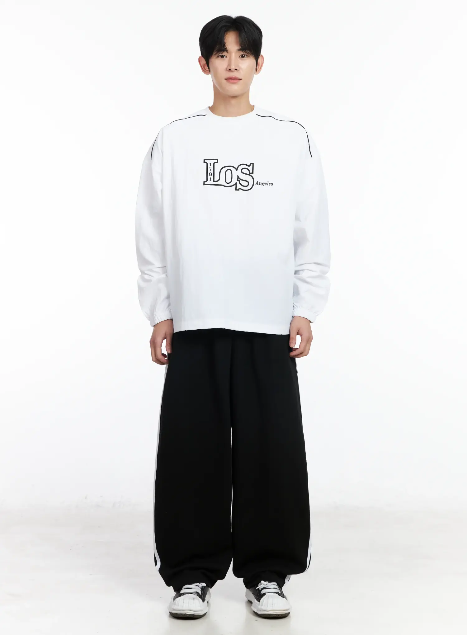 Men's Graphic Crewneck Sweatshirt IM523 - Image 18