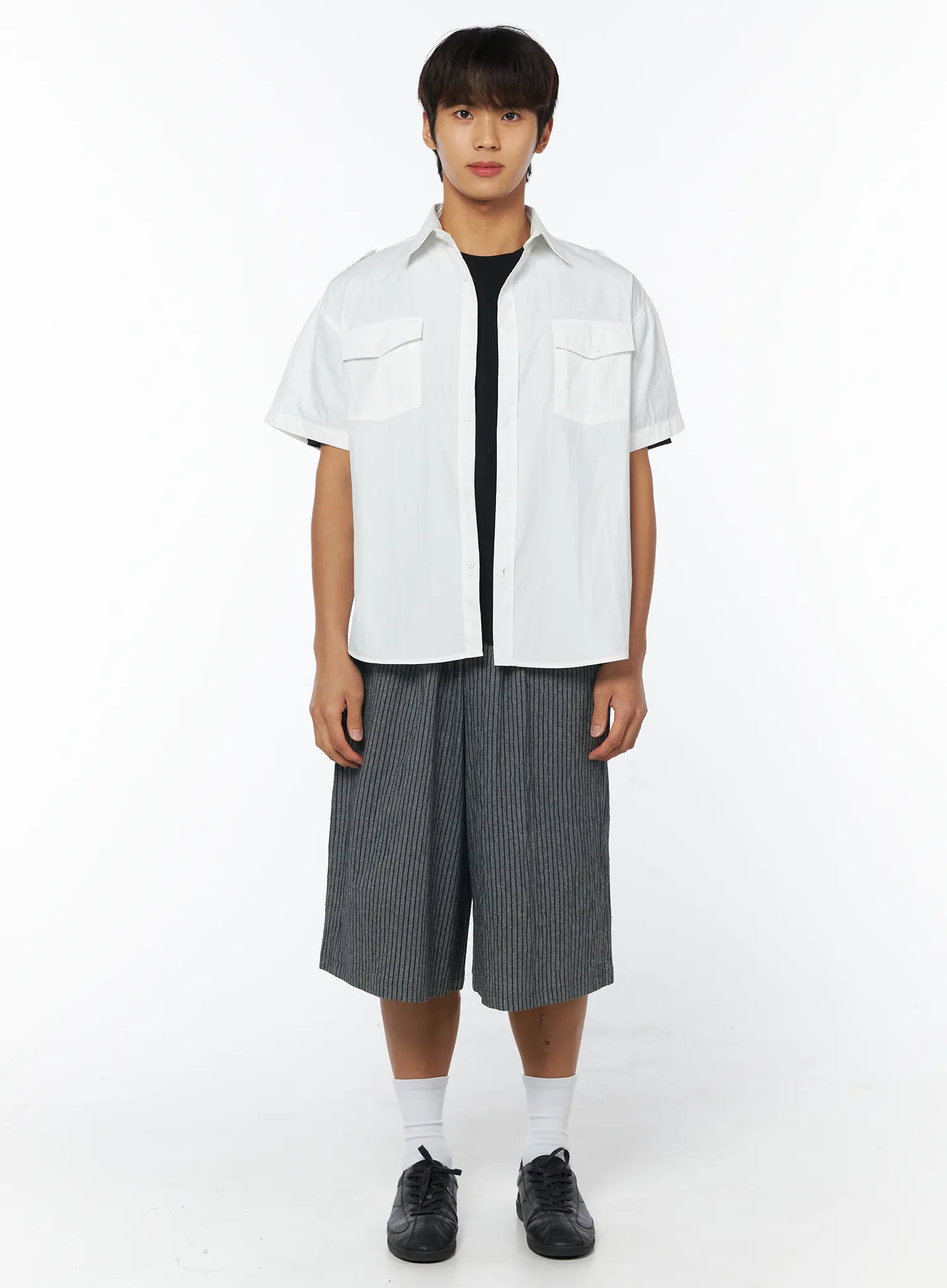 Men's Gray Linen Bermuda Shorts IU503 - Image 4