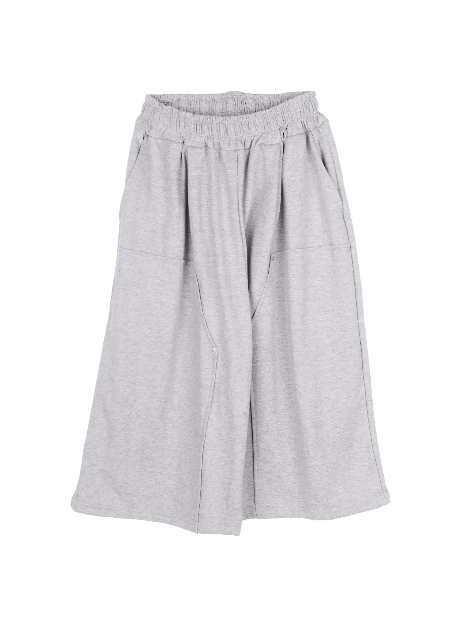 Men's Gray Relaxed-Fit Bermuda Sweat Shorts IU503 - Image 9