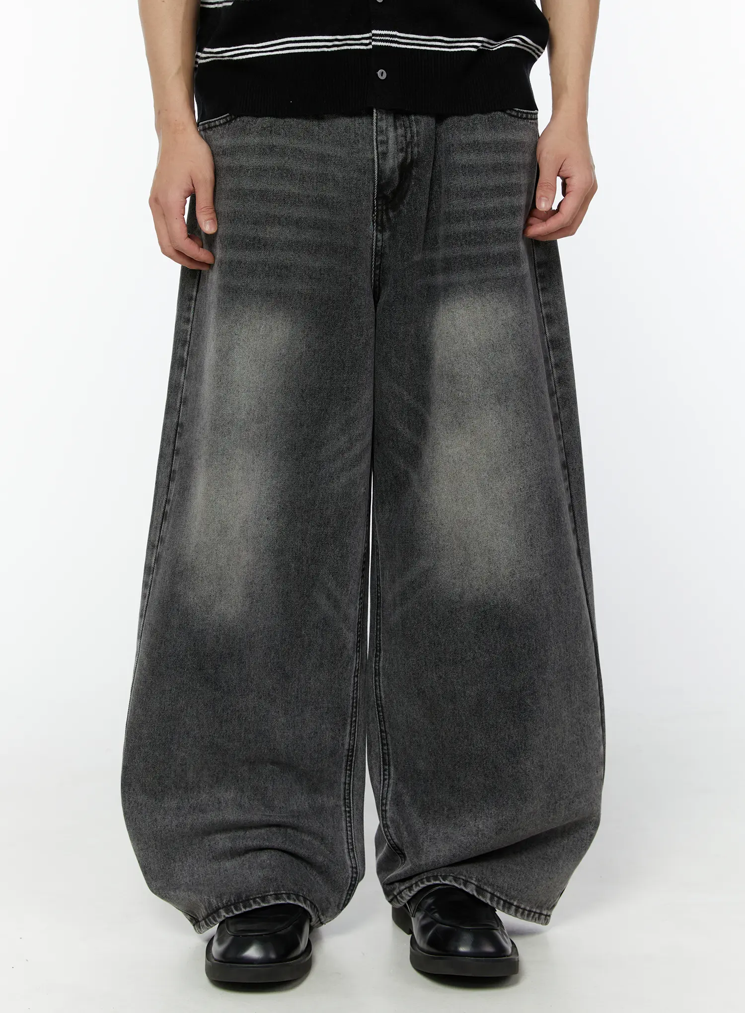 Men's Hael Balloon Fit Washed Jeans IU504