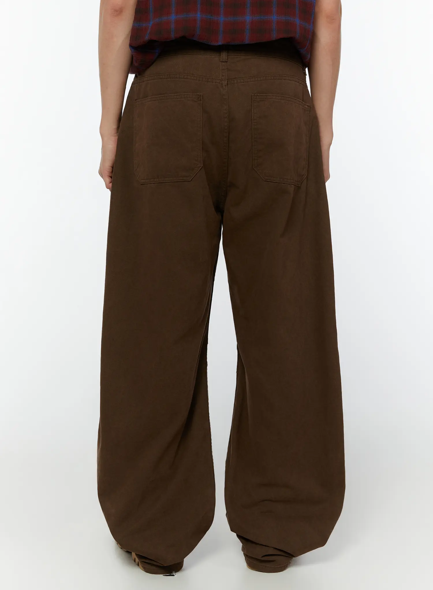 Men's Keychain Detail Curved Cotton Pants IU515 - Image 8