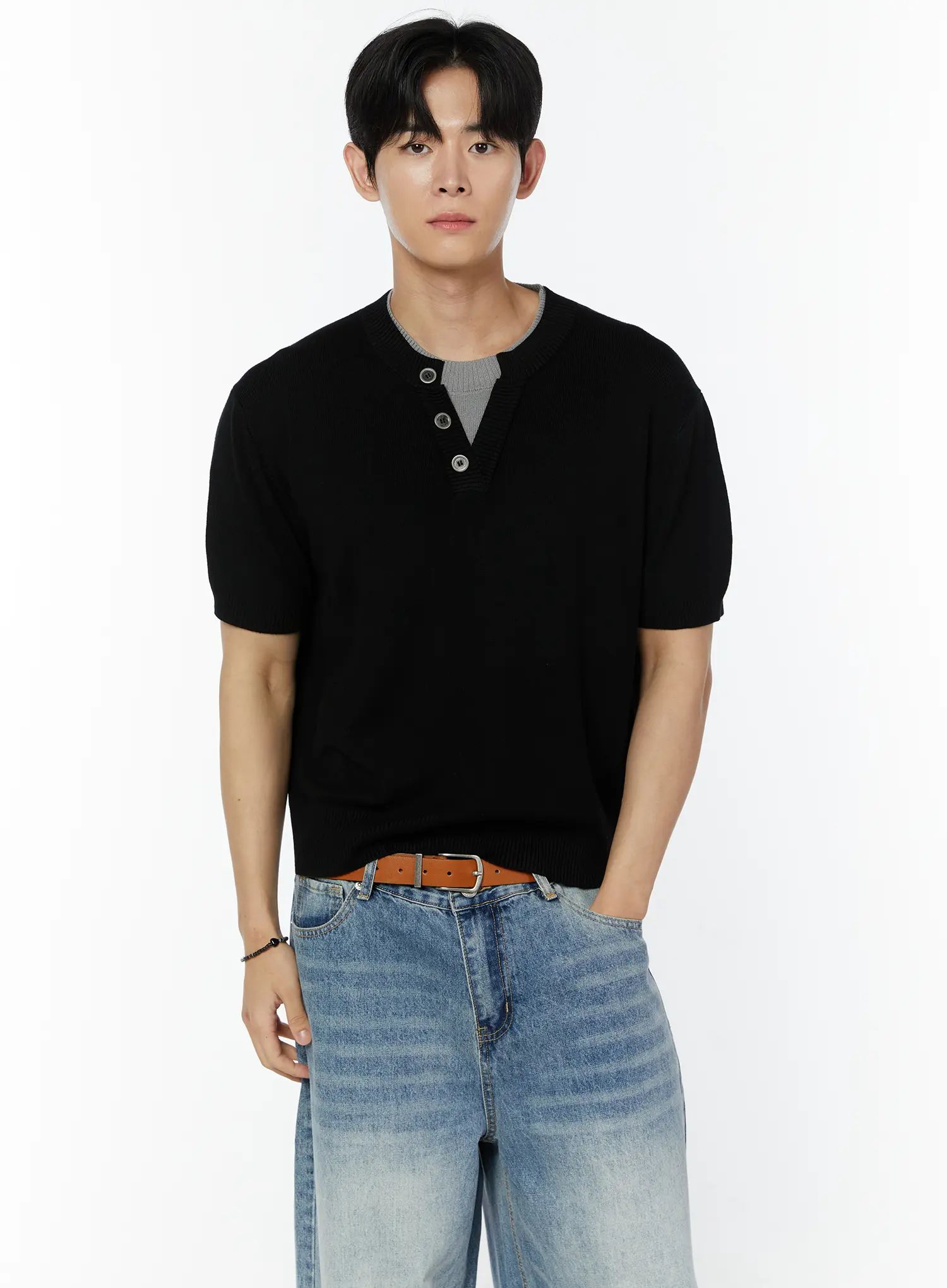 Men's Layered Henley Neck Short Sleeve Knit IU504