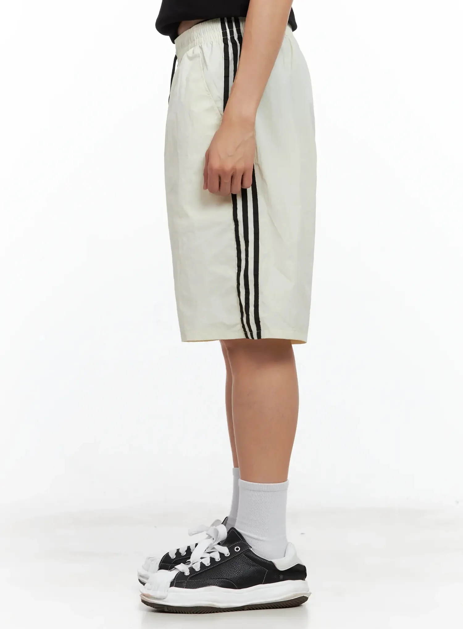 Men's Lightweight Striped Track Shorts IL516 - Image 6