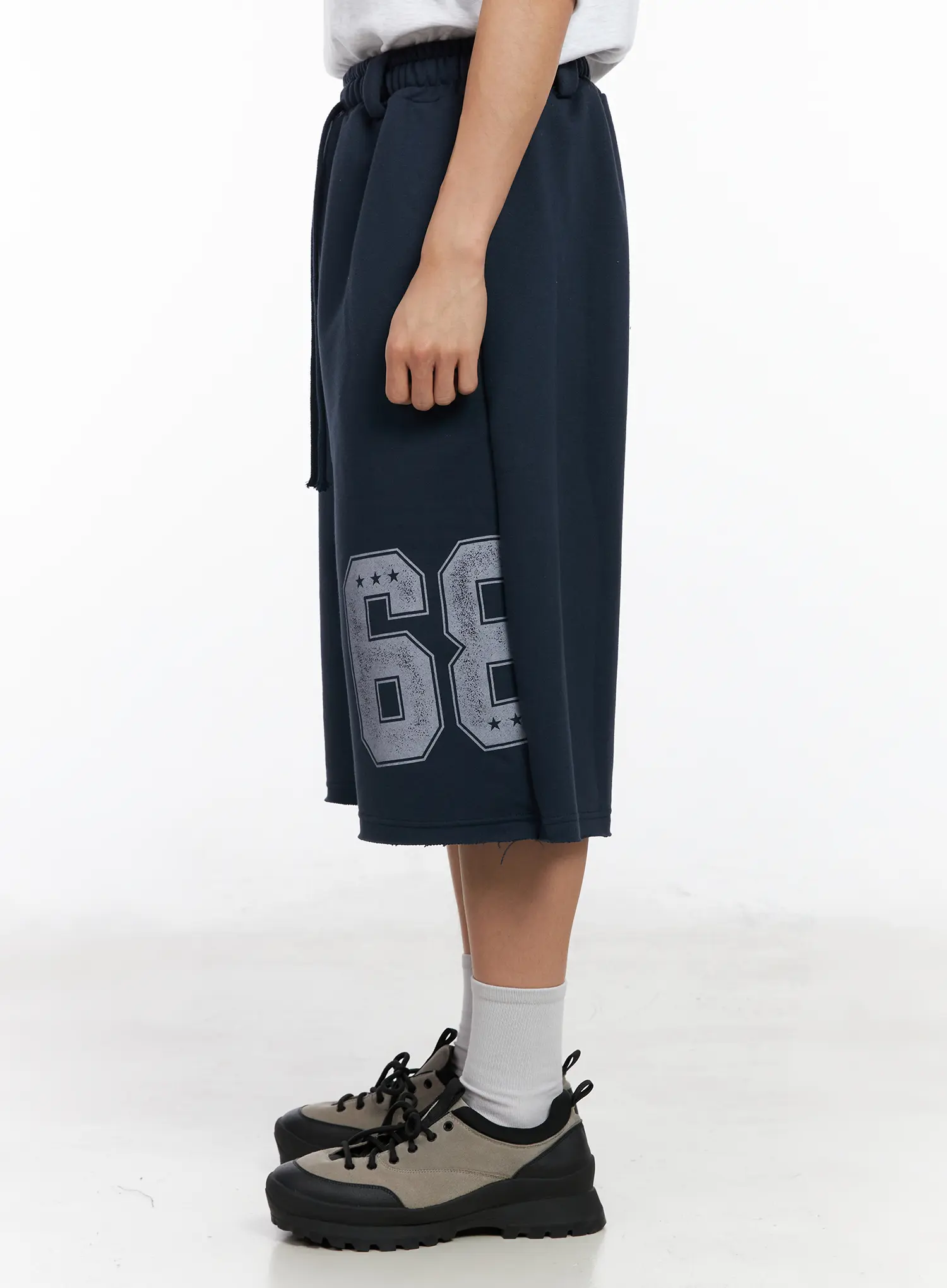 Men's Logo Print Bermuda Sweat Shorts IA502 - Image 9