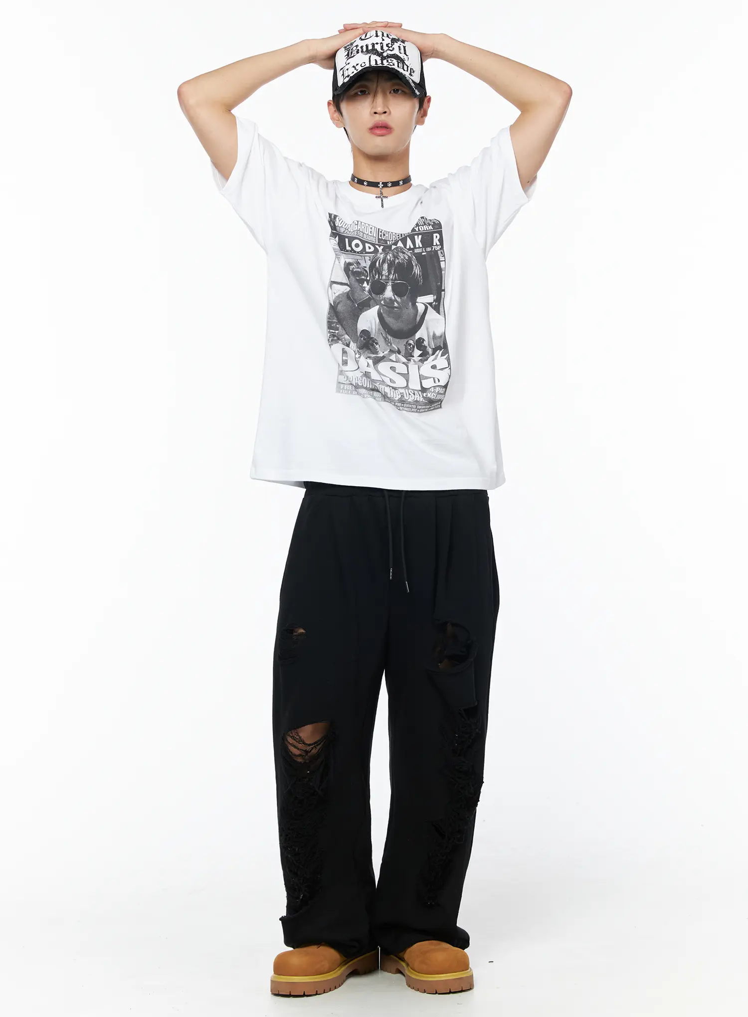 Men's Oasis Graphic Tee IU510