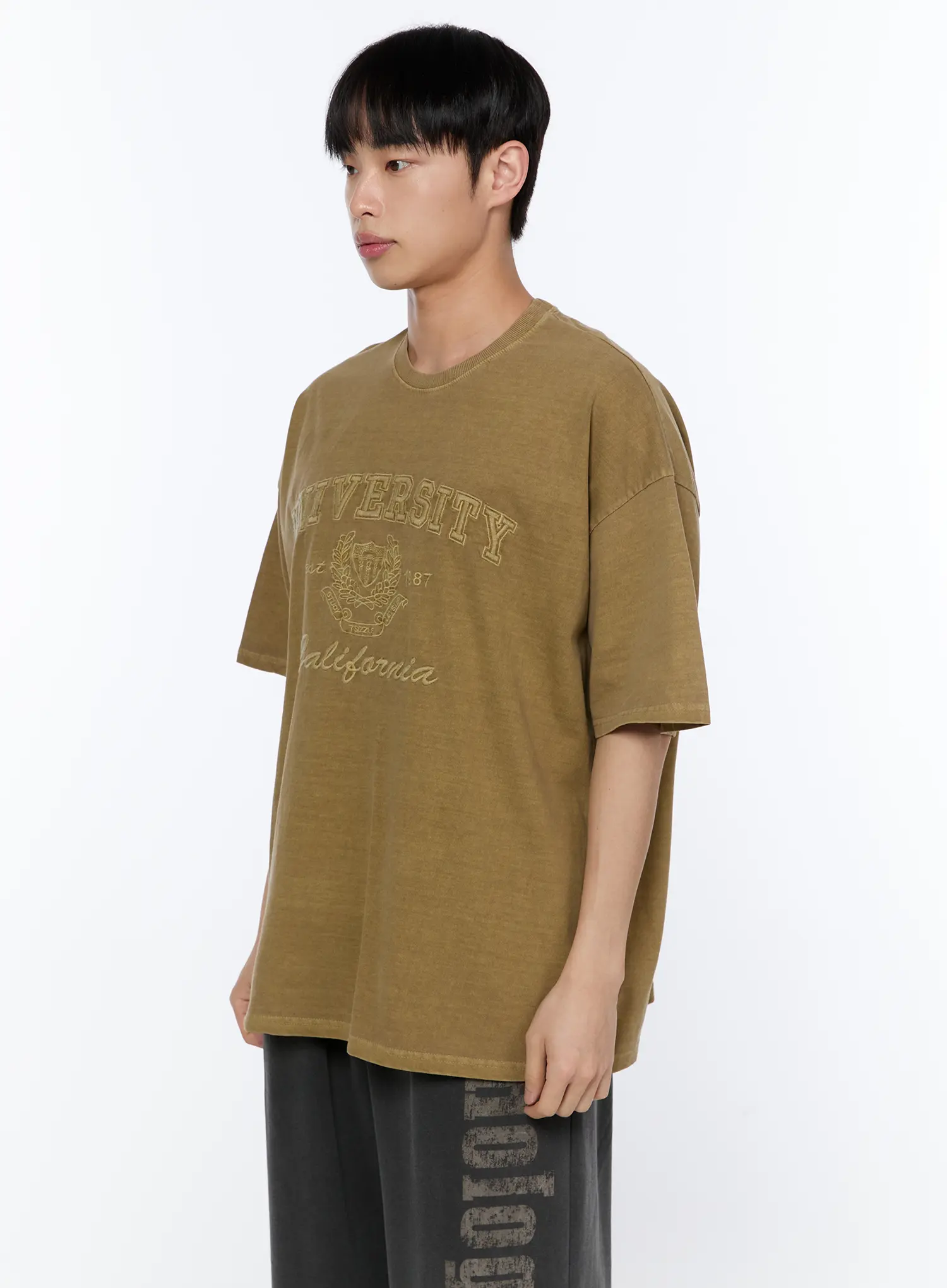 Men's Oversized Graphic Tee IA520 - Image 4