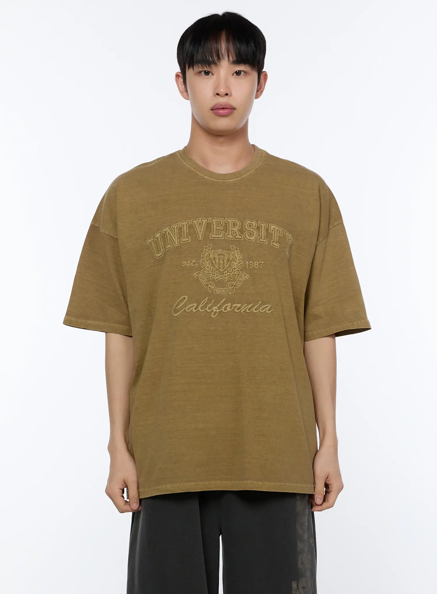 Men's Oversized Graphic Tee IA520 - Image 9