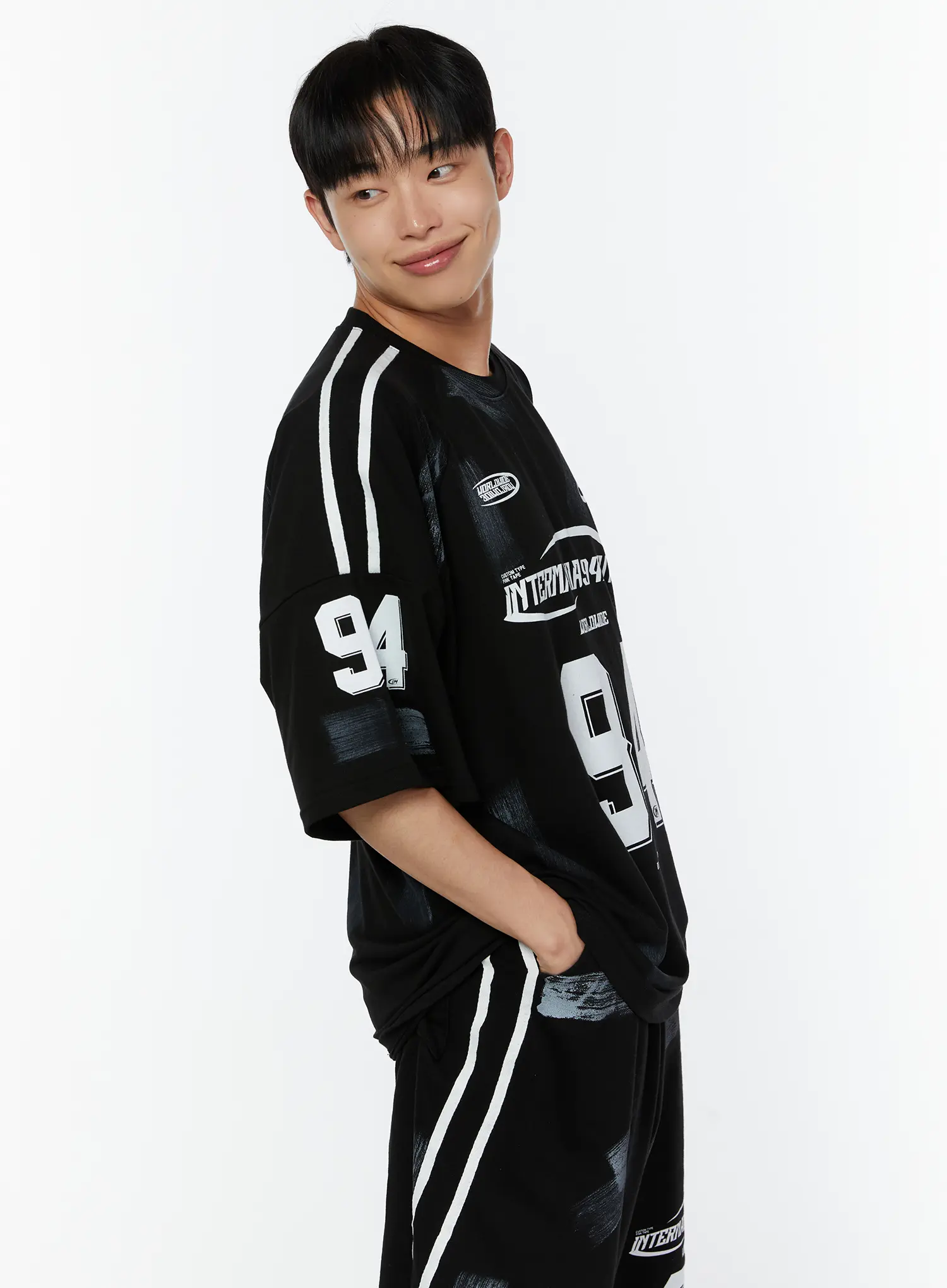 Men's Oversized Sports Graphic Shirt (Black) IU518