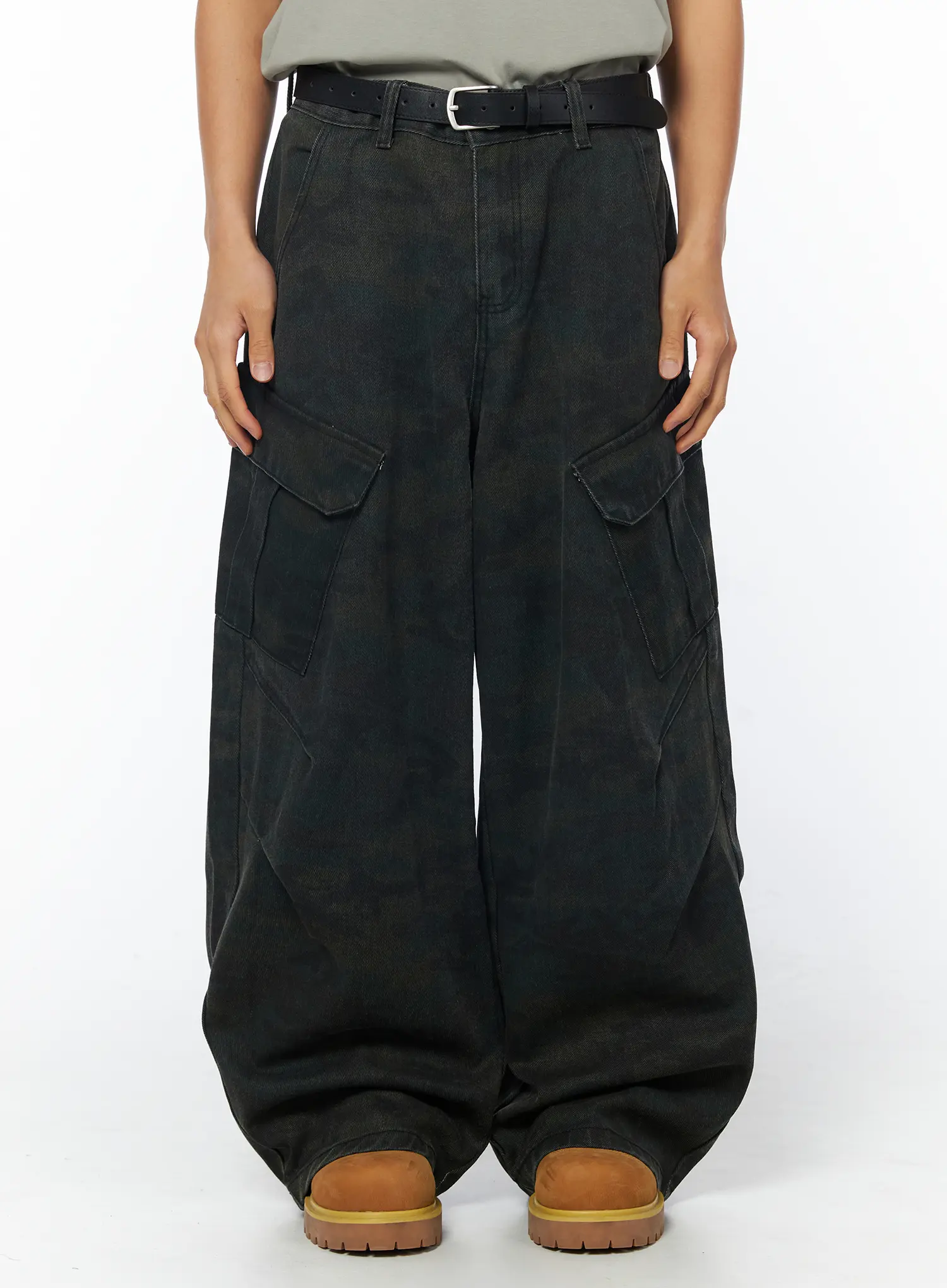 Men's Parachute Cargo Pants IU503