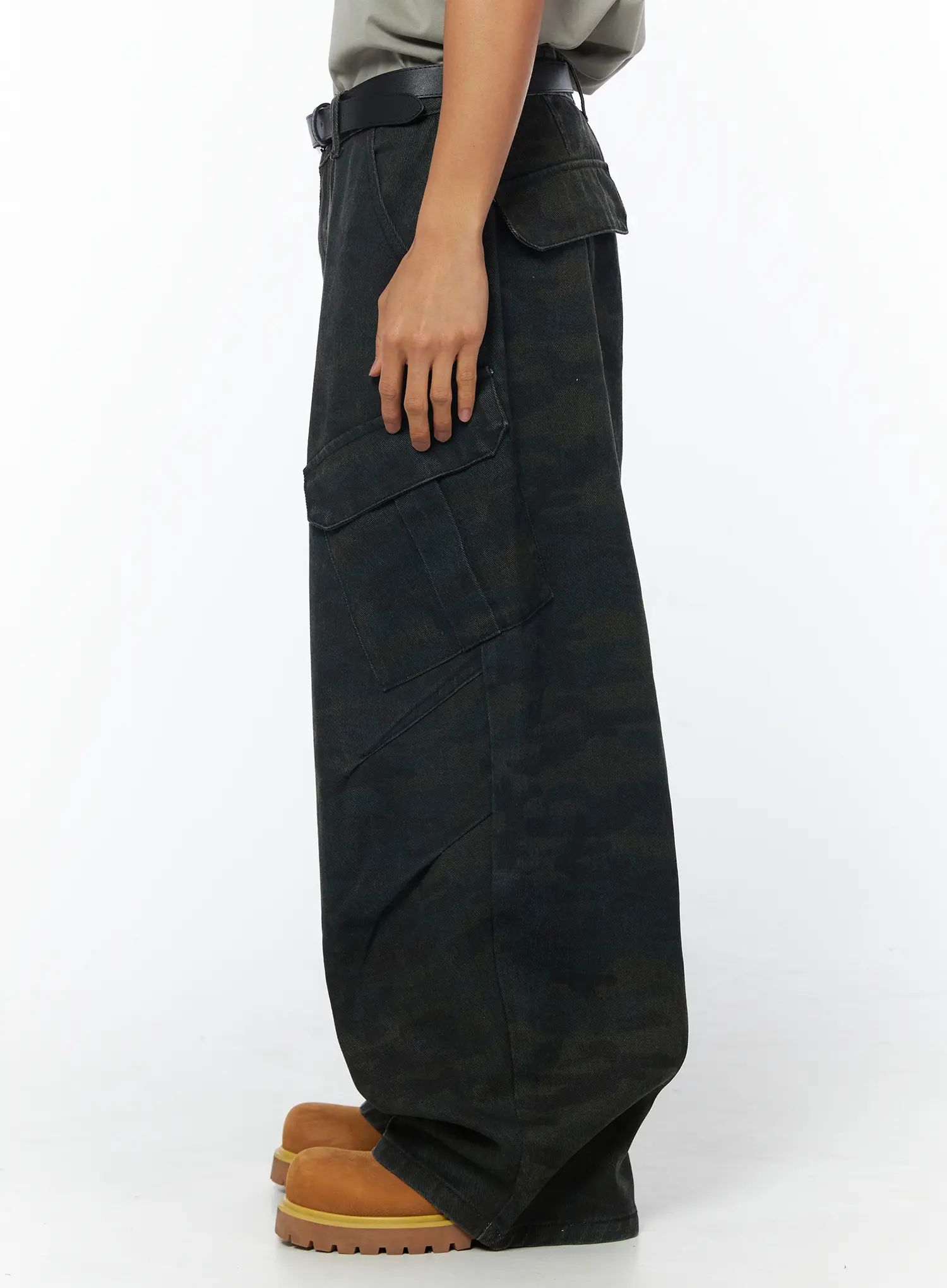 Men's Parachute Cargo Pants IU503 - Image 6