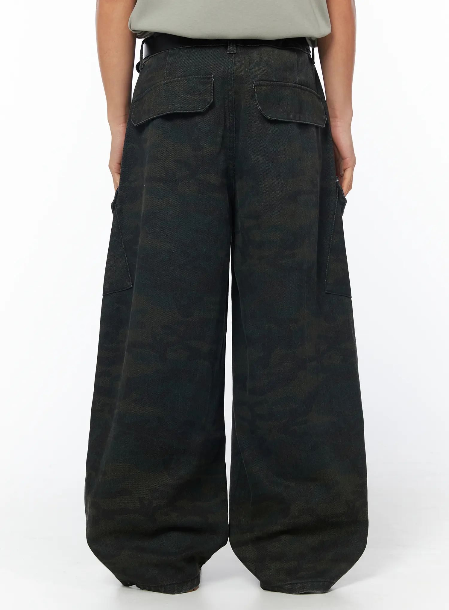 Men's Parachute Cargo Pants IU503 - Image 8