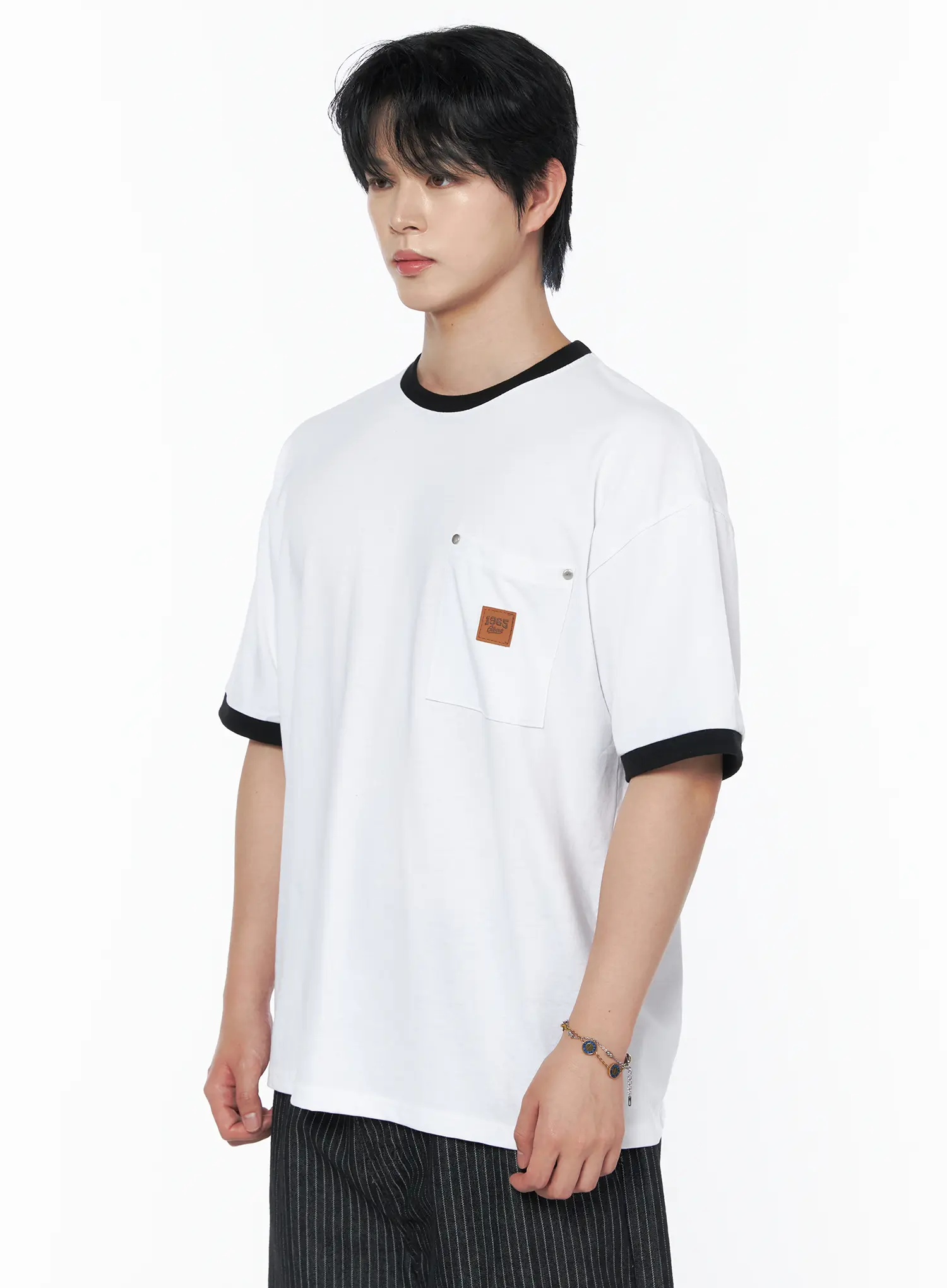 Men's Patch Detail Short Sleeve Tee IU523 - Image 5