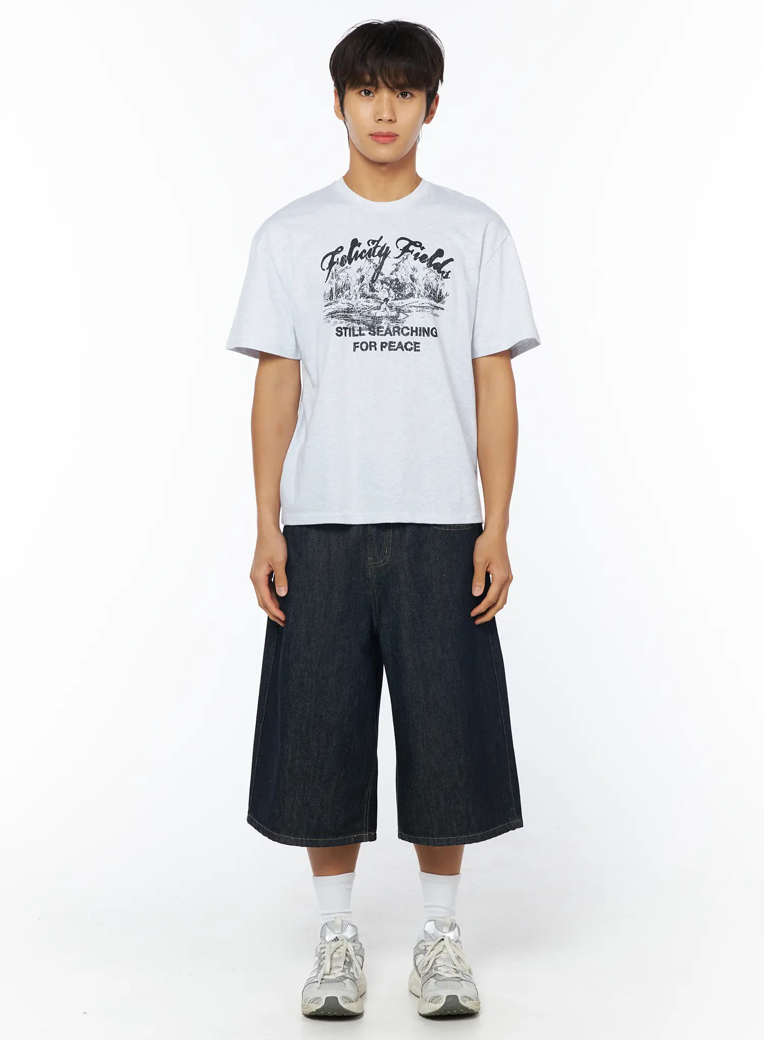 Men's Peaceful Field Graphic T-Shirt IY529 - Image 3