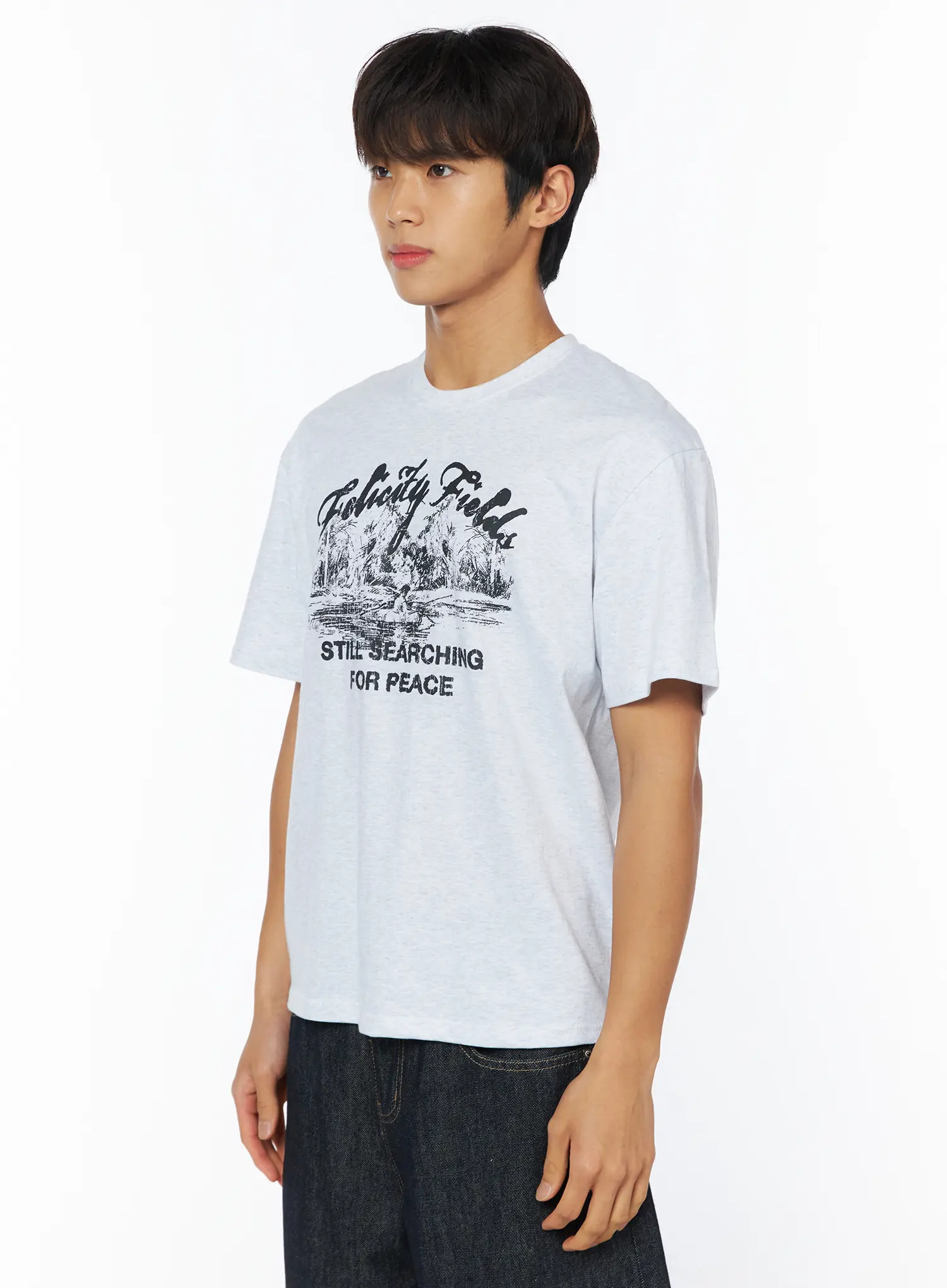 Men's Peaceful Field Graphic T-Shirt IY529 - Image 4
