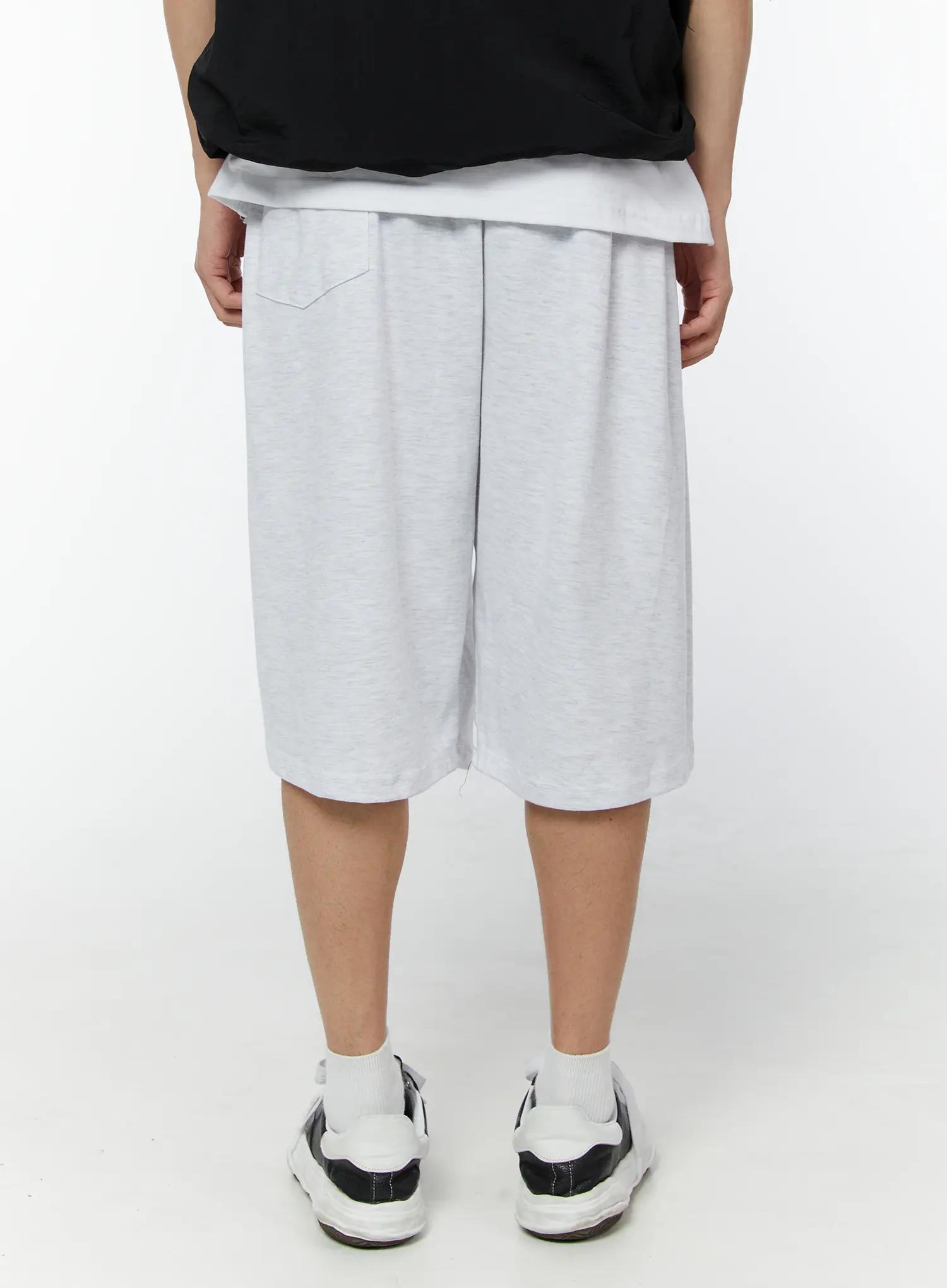 Men's Pintuck Bermuda Shorts (Light Gray) IU508 - Image 5