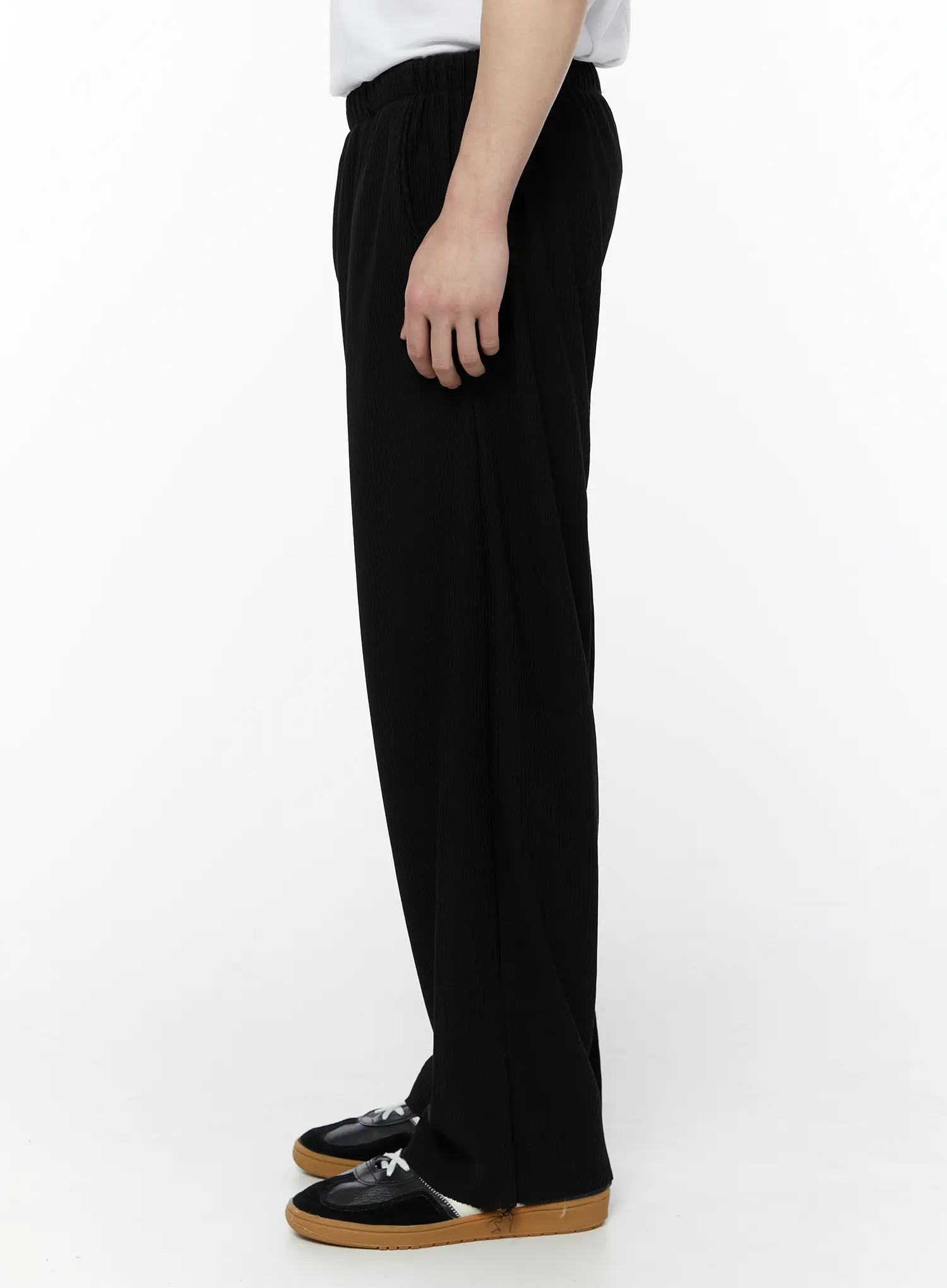 Men's Pleated Wide Leg Pants (Black) IY504 - Image 5