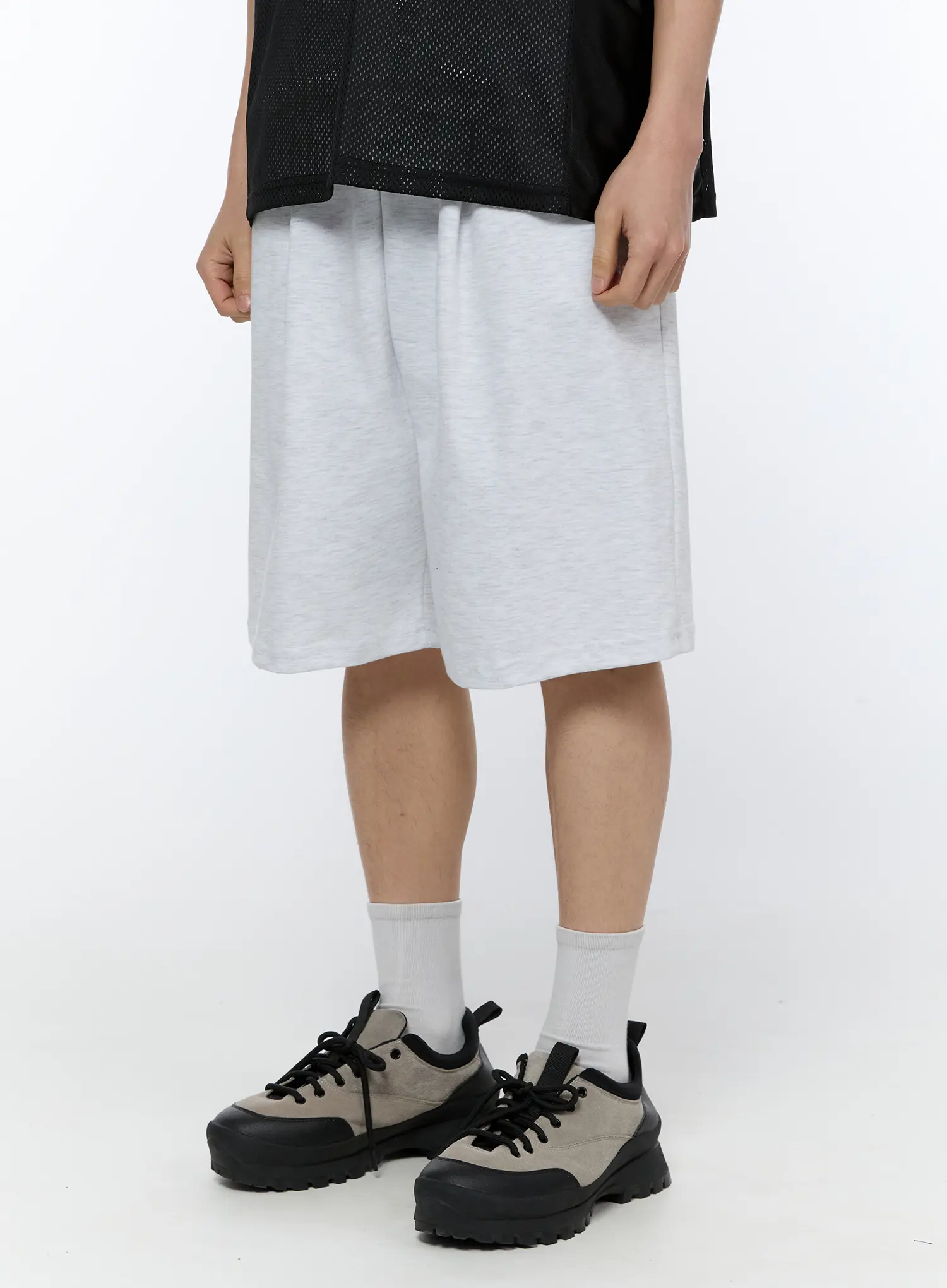 Men's Relaxed-Fit Sweatshorts (Light Gray) IA517 - Image 4